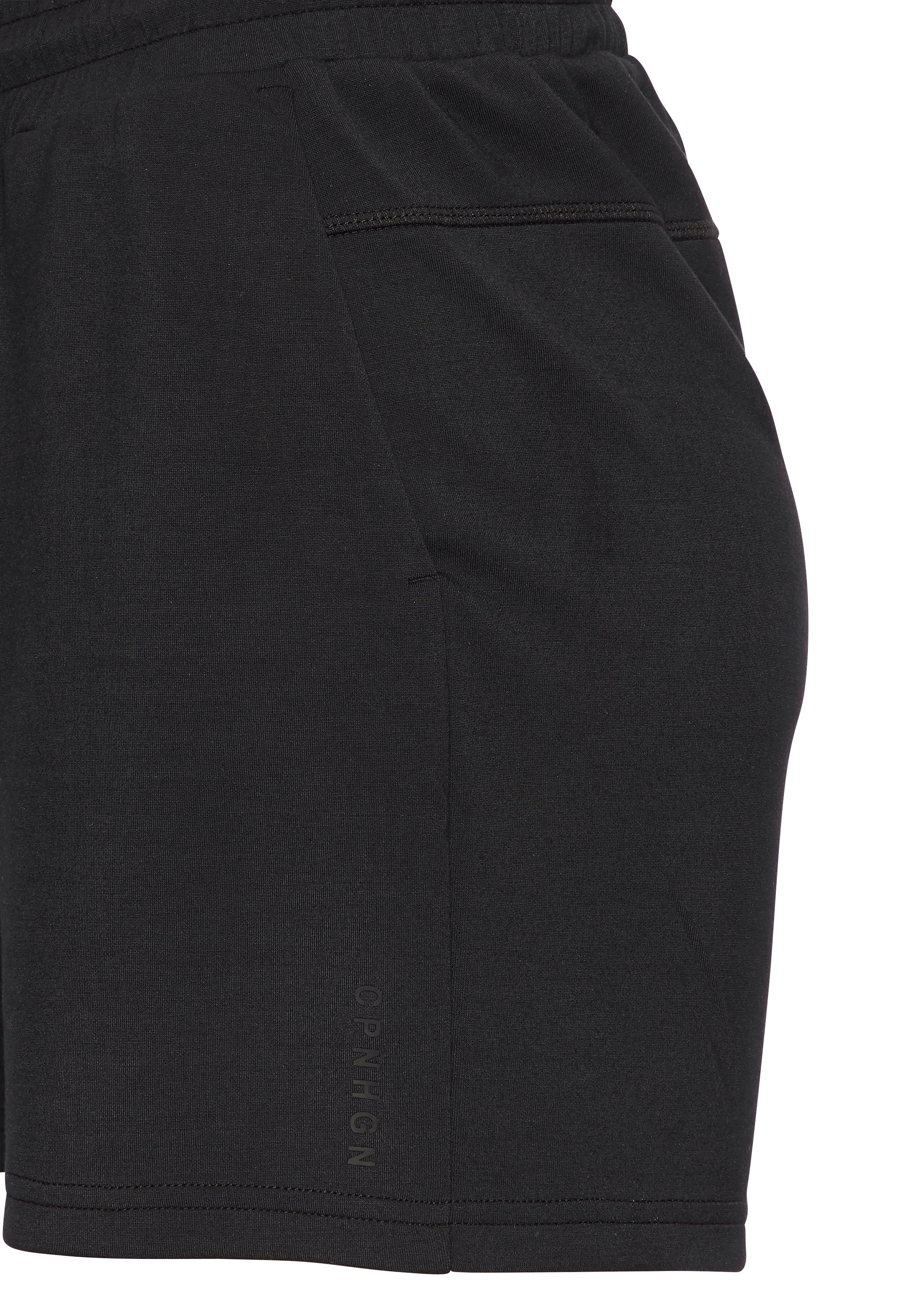 Copenhagen Studios Sweatshorts, aus hochwertigen Material