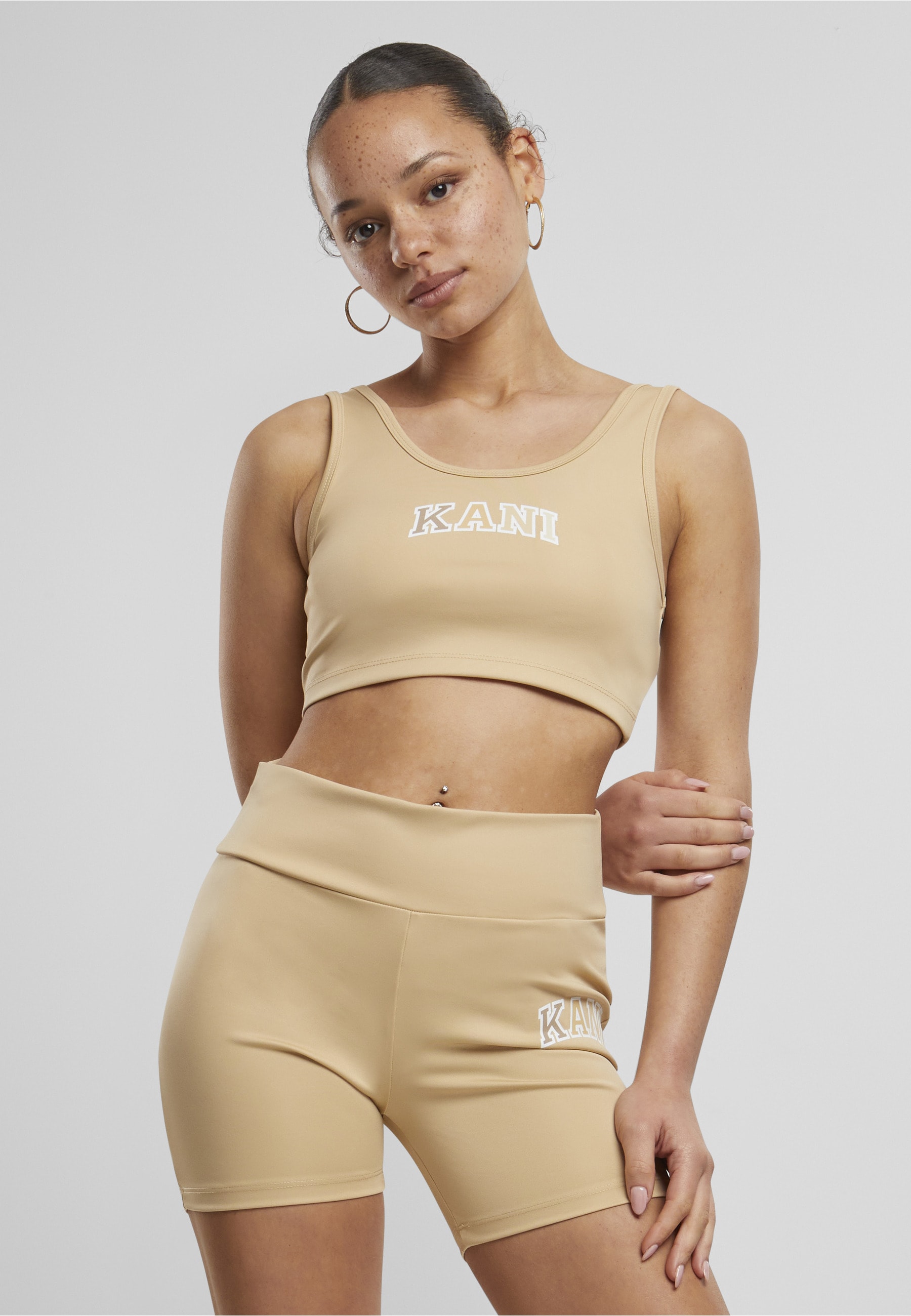 Karl Kani Muskelshirt »Karl Kani Damen KW242-023-2 Karl Kani Small Serif Bustier Top« 1 Stk.