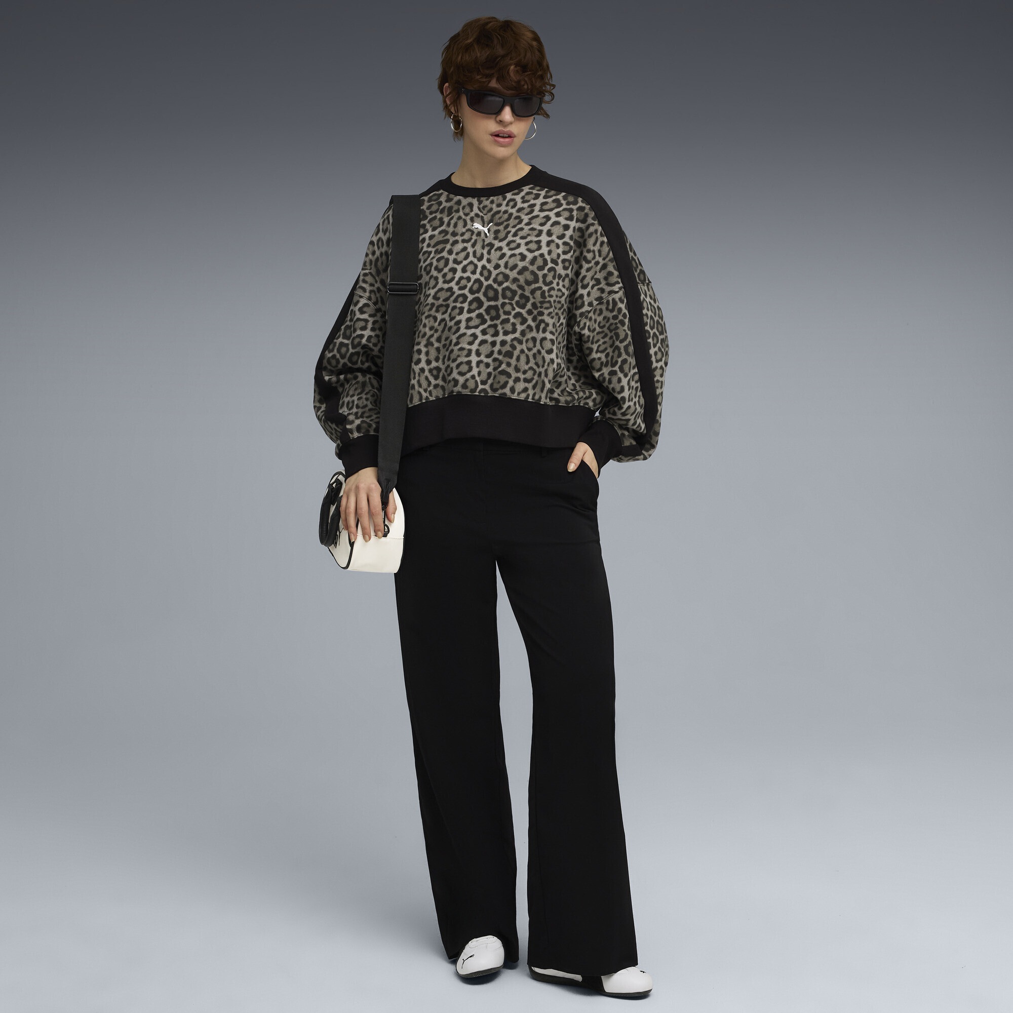 PUMA Sweatshirt »T7 Leo Luxe Oversized Sweatshirt Damen«