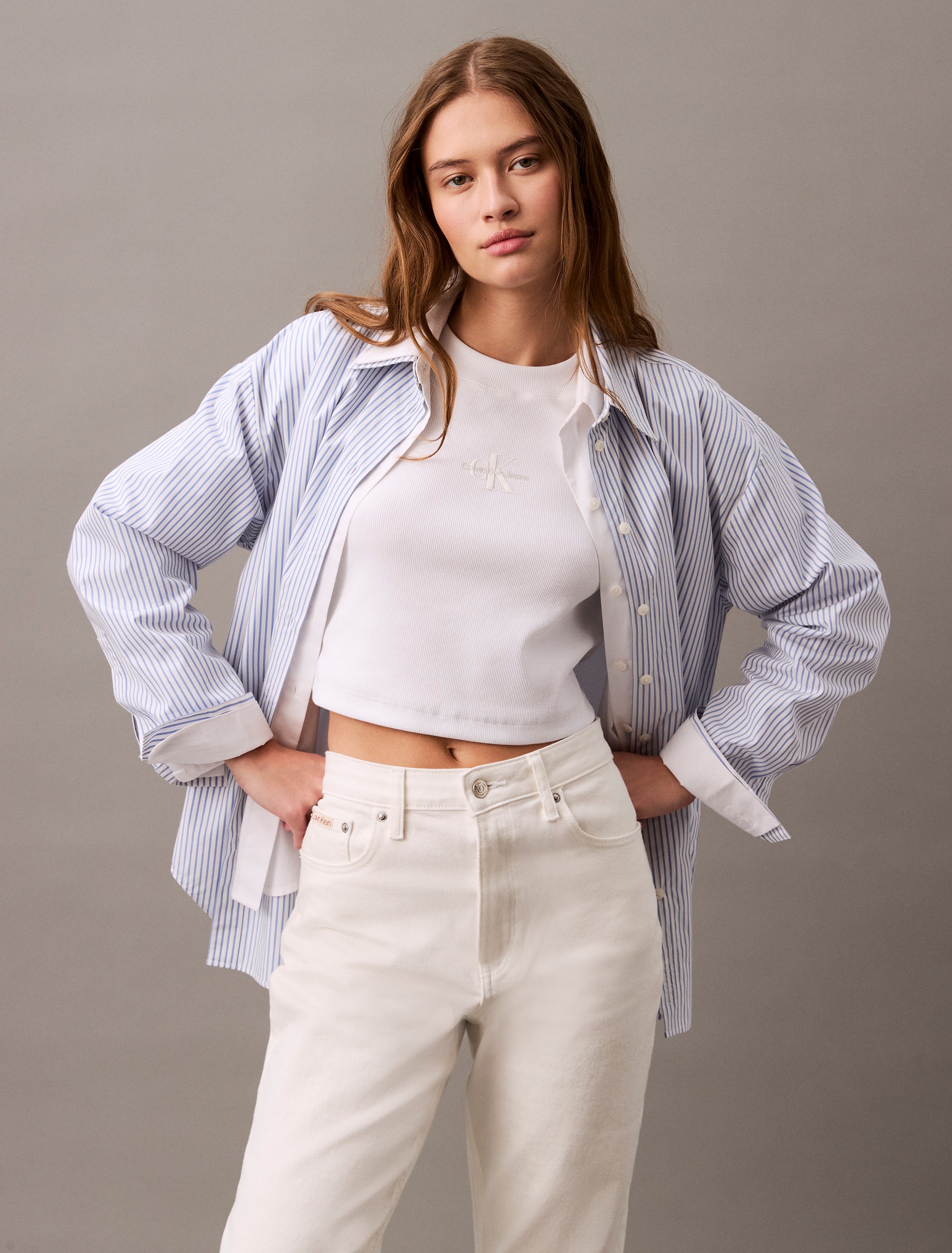 Calvin Klein Jeans T-Shirt "MONOGRAM BABY TEE" Rundhalsausschnitt, taillenl günstig online kaufen