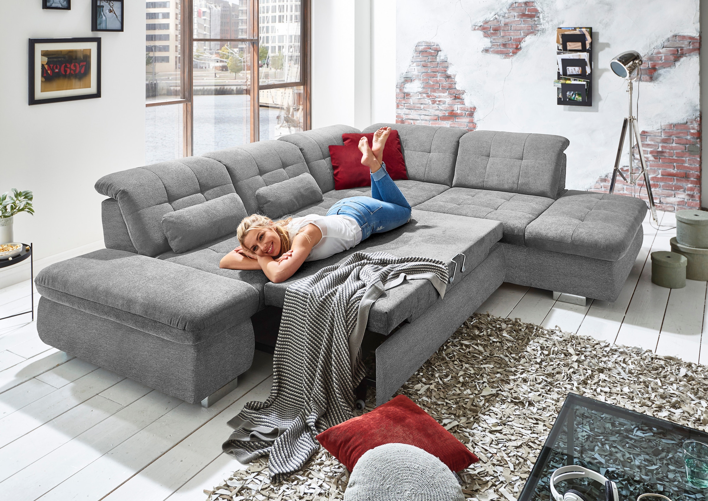 Die PlanBar Ecksofa »MP-IN17004 L-Form«, wahlweise mit Bettfunktion, Sitztiefen- und Kopfteilverstellung