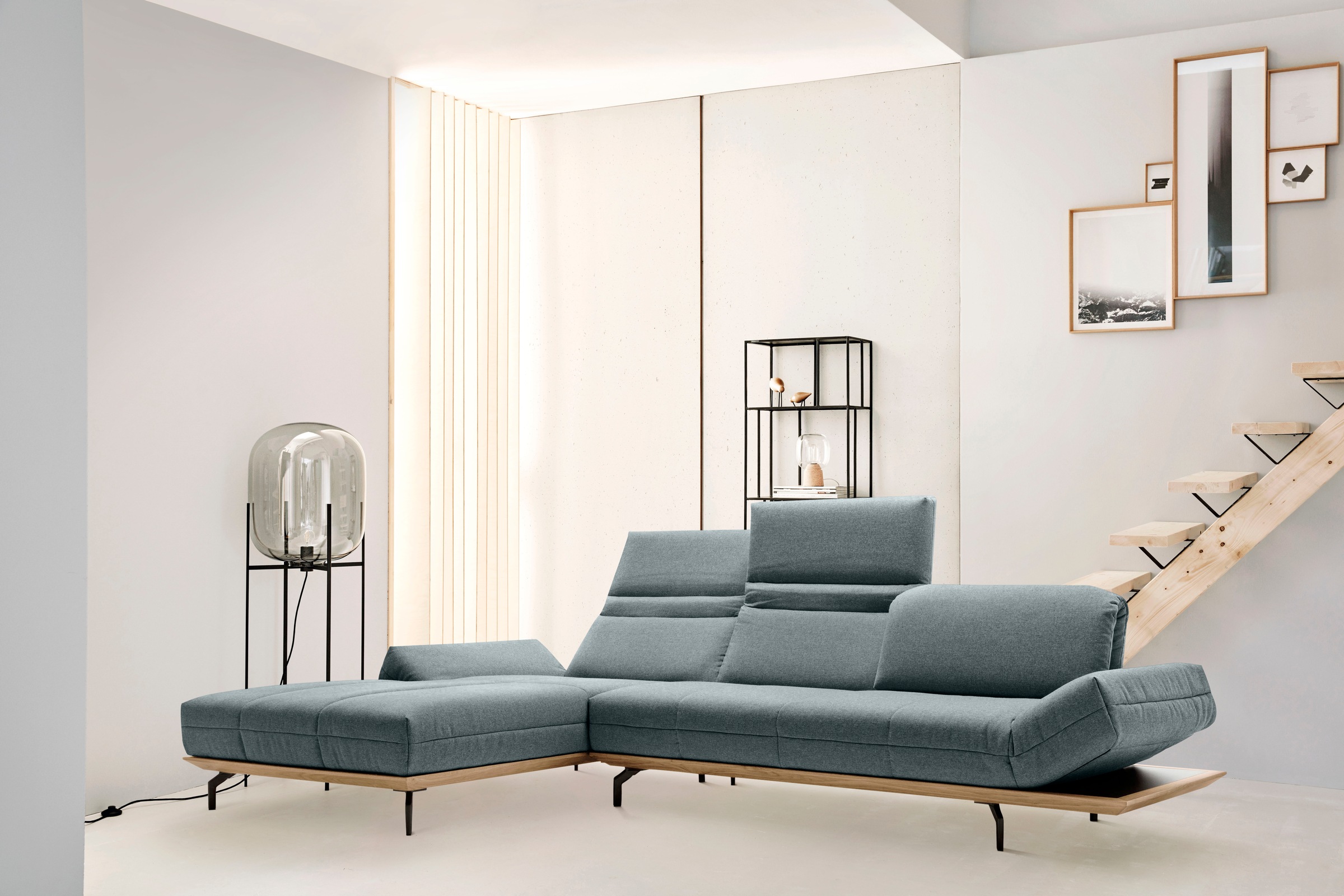 Creation BY ROLF BENZ Ecksofa "CR.420, Designecksofa, L-Form" in 2 Qualitäten, Holzrahmen in Eiche Natur oder Nußbaum, Breite 293 cm