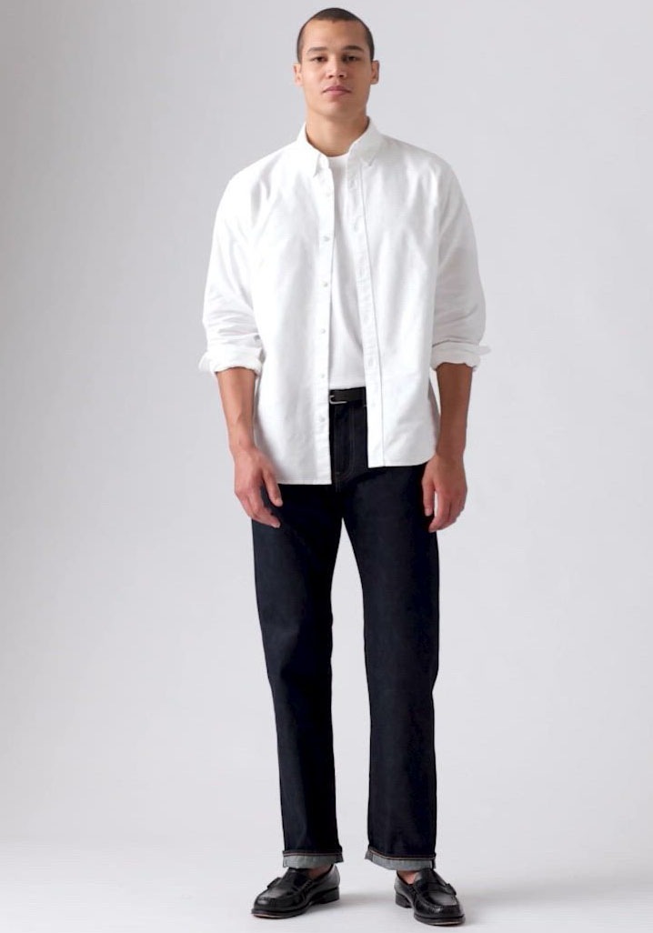 Levi's® Langarmhemd »AUTHENTIC BUTTON DOWN«, mit Ton-in-Ton Logostickerei auf der Brust