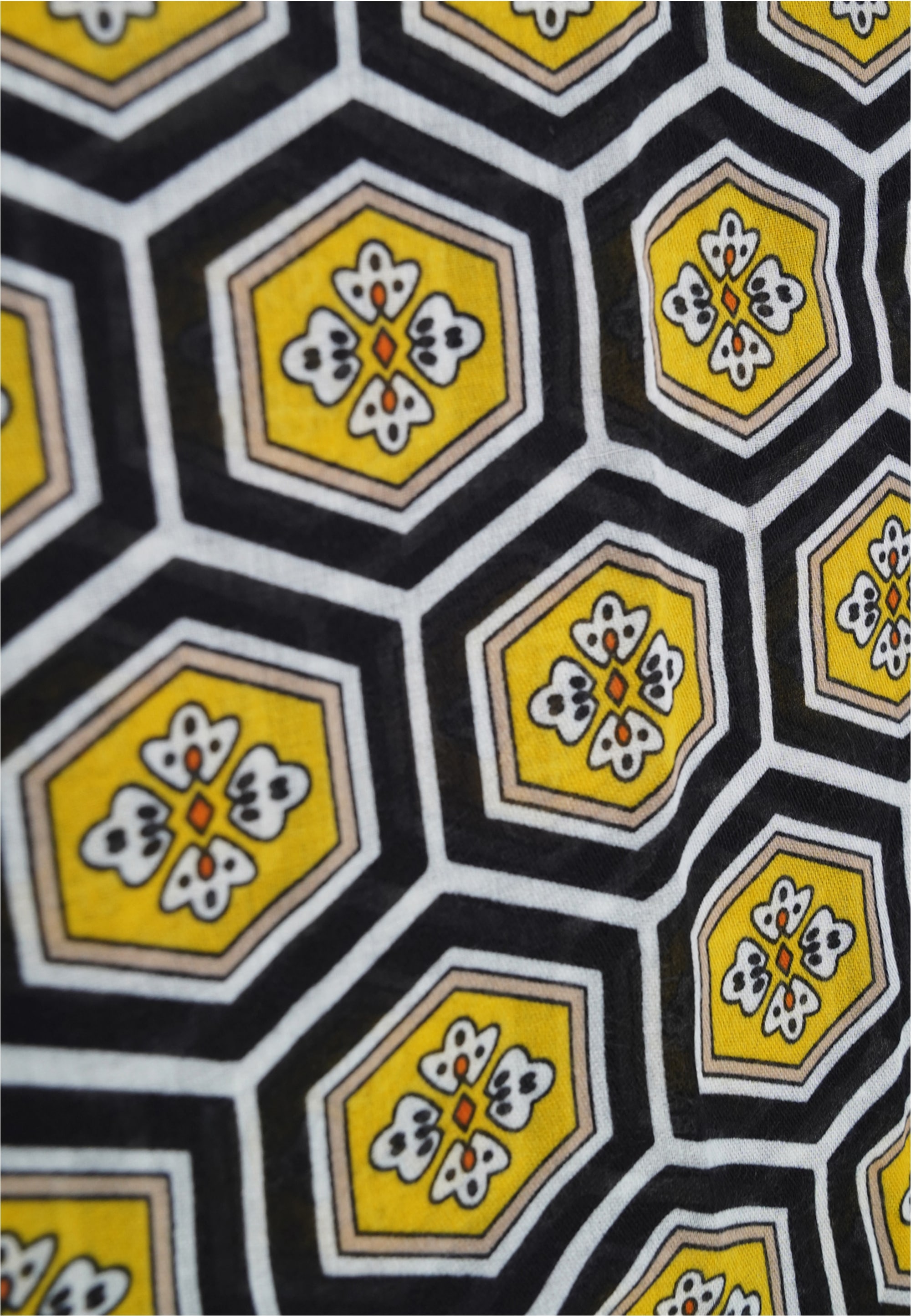 Harpa Modeschal aus Baumwoll-Viskose-Mischung