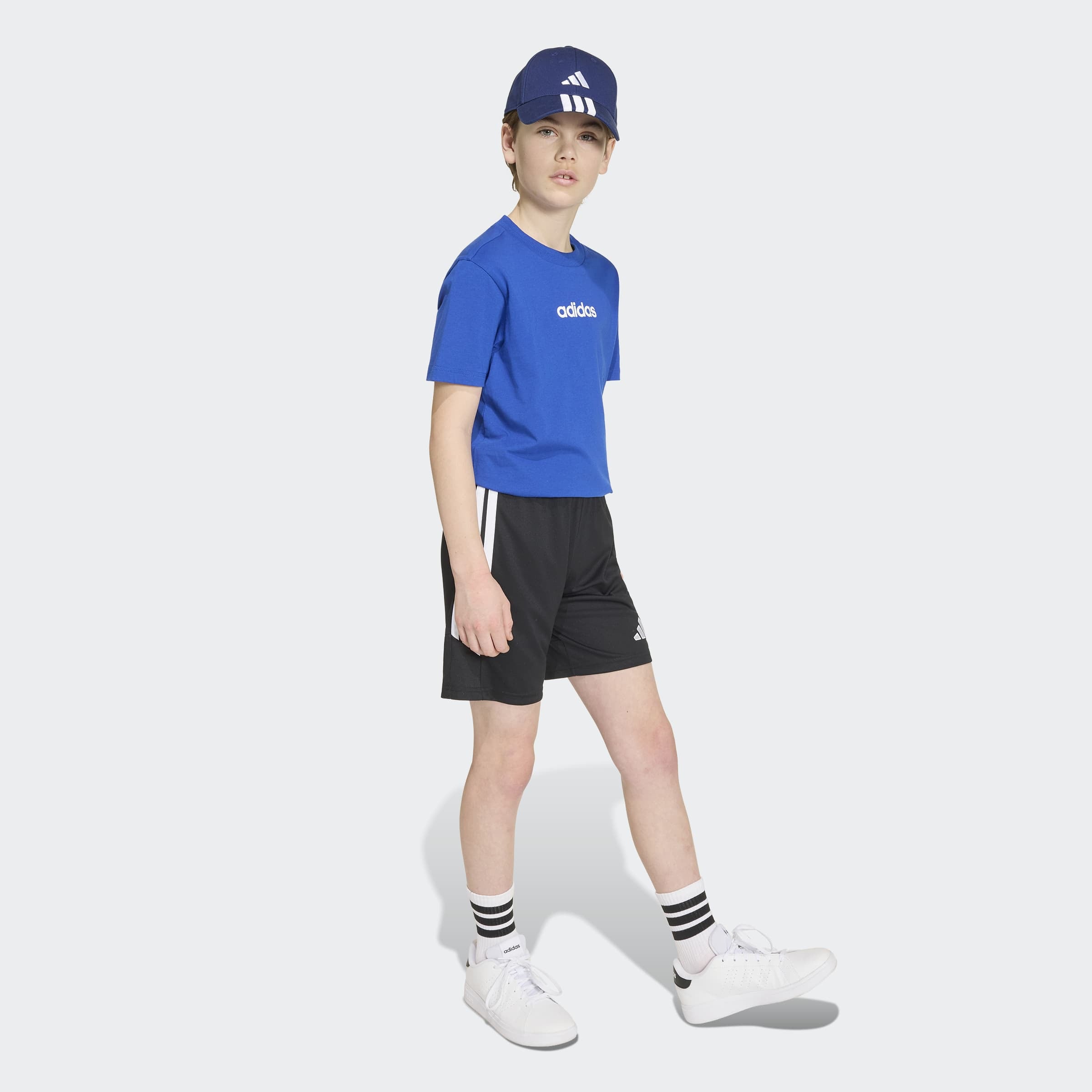adidas Sportswear T-Shirt »J LIN TEE 160« für Kinder, mit Rundhalsausschnitt, ohne Verschluss, aus Baumwolle