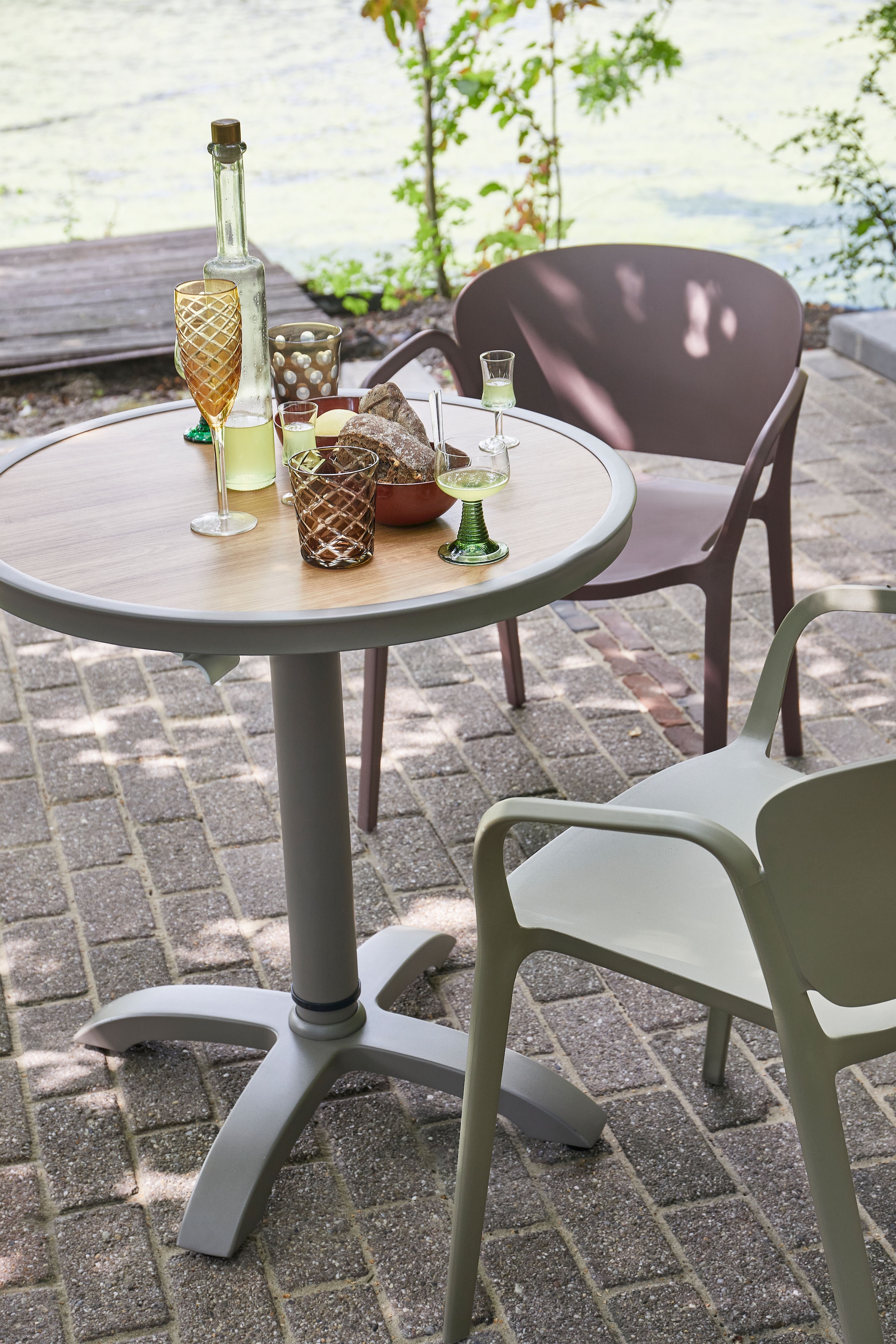 WOOOD Barhocker »WOOOD Jeppe Höhenverstellbarer Bartisch« Höhenverstellbarer Aluminium-Bartisch, flexibel & für Indoor/Outdoor.