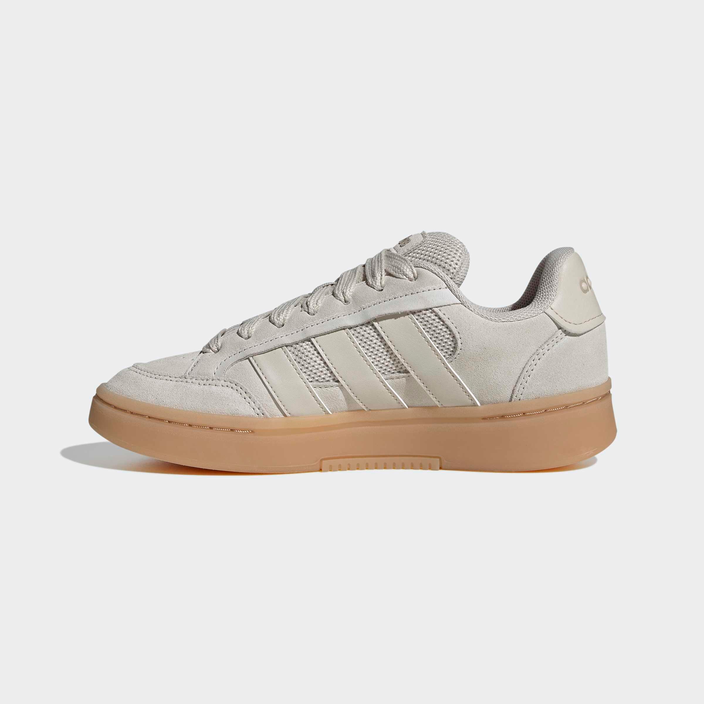 Sneaker ADIDAS SPORTSWEAR "GRAND COURT ALPHA", Damen, Gr. 42,5, alumina, alumina, wonder beige, Leder, Synthetik, Schuhe Sneaker, inspiriert vom Design des adidas campus 00 2