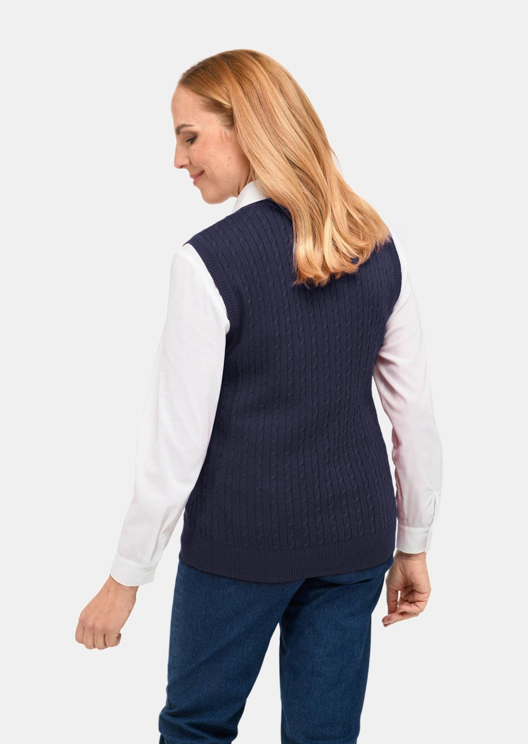 Pullunder GOLDNER "Pullunder mit zeitlosem Zopfmuster", Damen, Gr. 48, blau (dunkelmarine), Obermaterial: 50% Baumwolle CO. 50% Polyacryl PAN., Sonstiges, Pullover Pullunder, Tolles Kombinationstalent 3