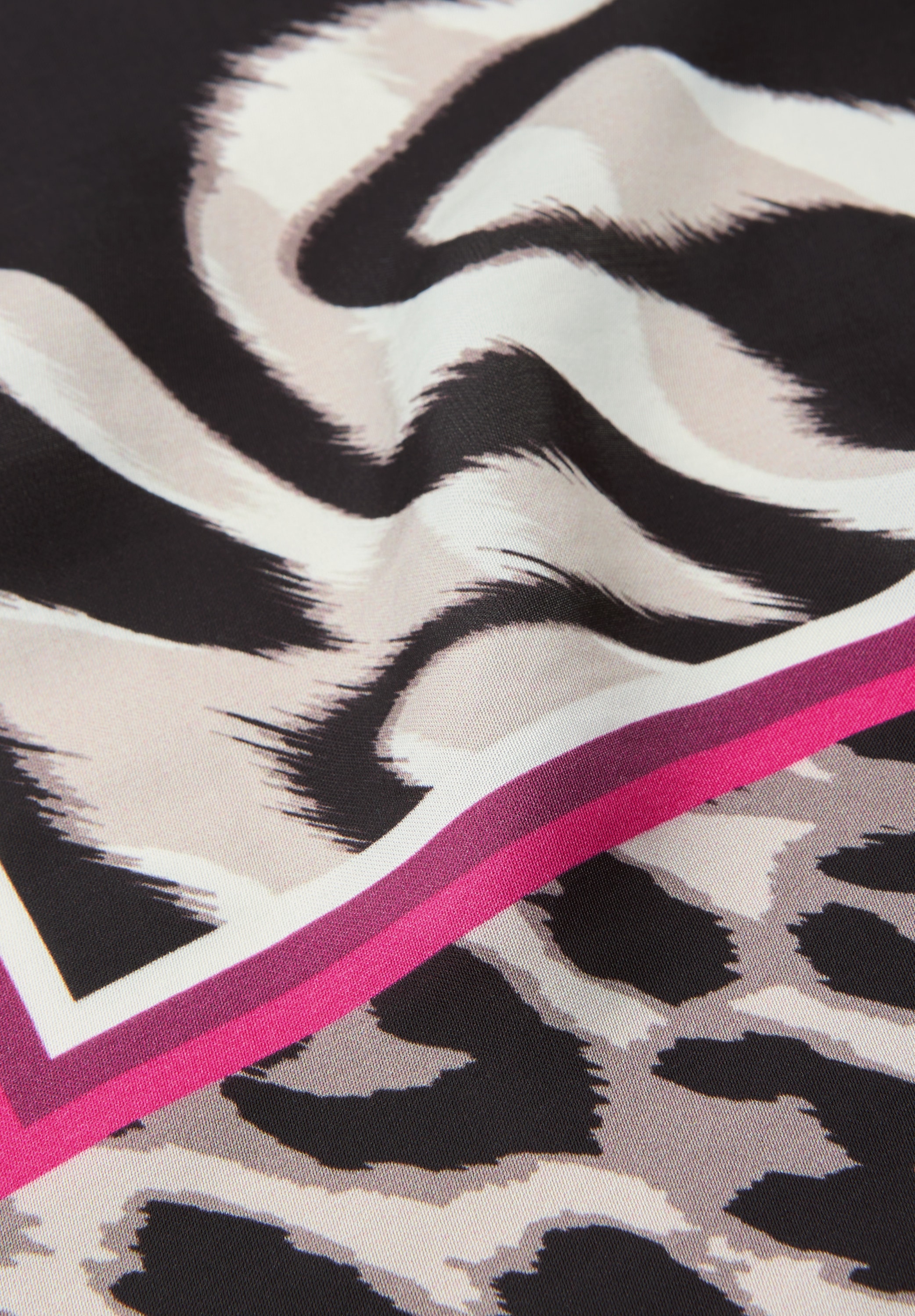 STREET ONE Halstuch mit Animal Print Mix