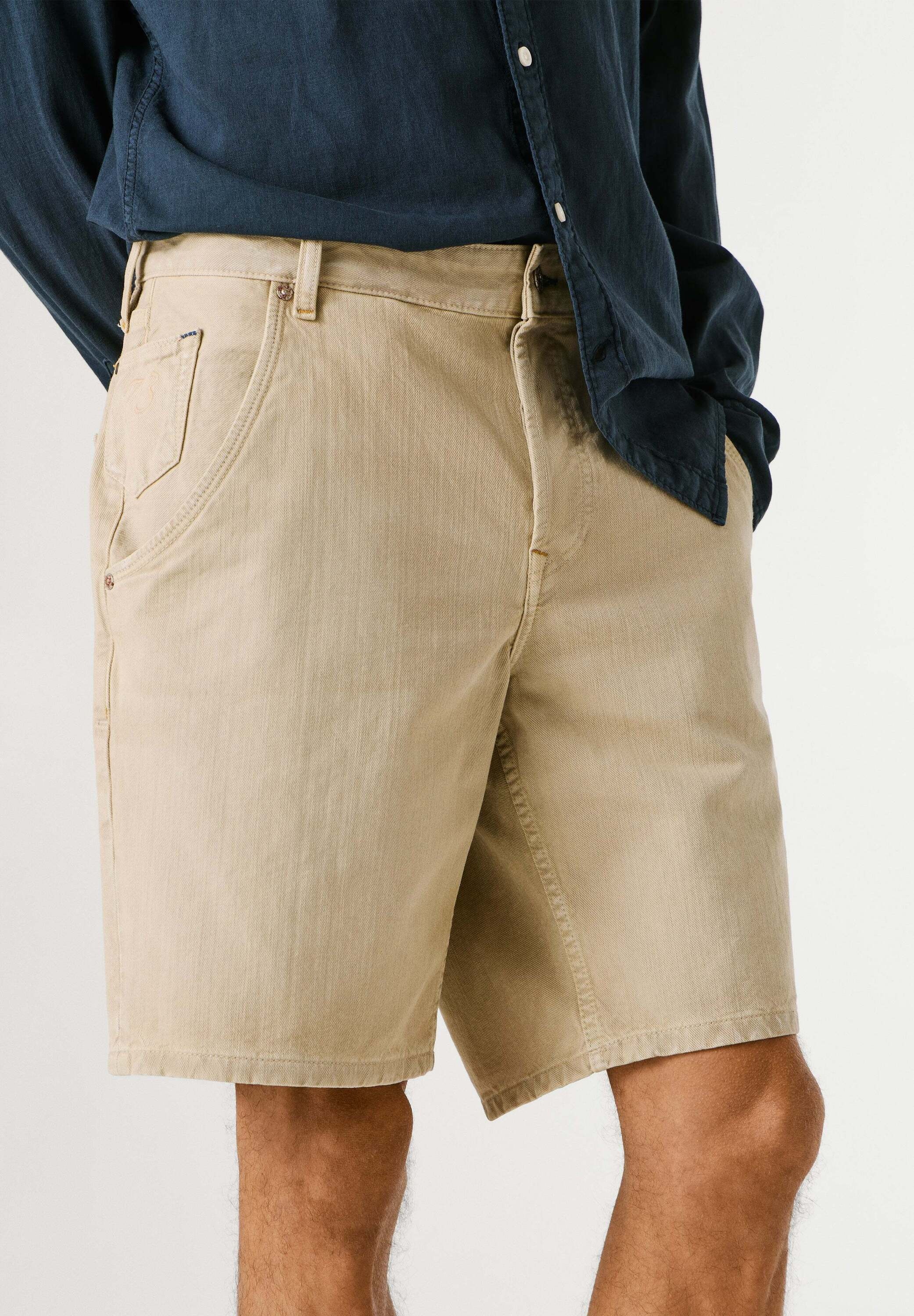 Pepe Jeans Shorts »shorts LOOSE TAPERED SHORT HELIX CLR«