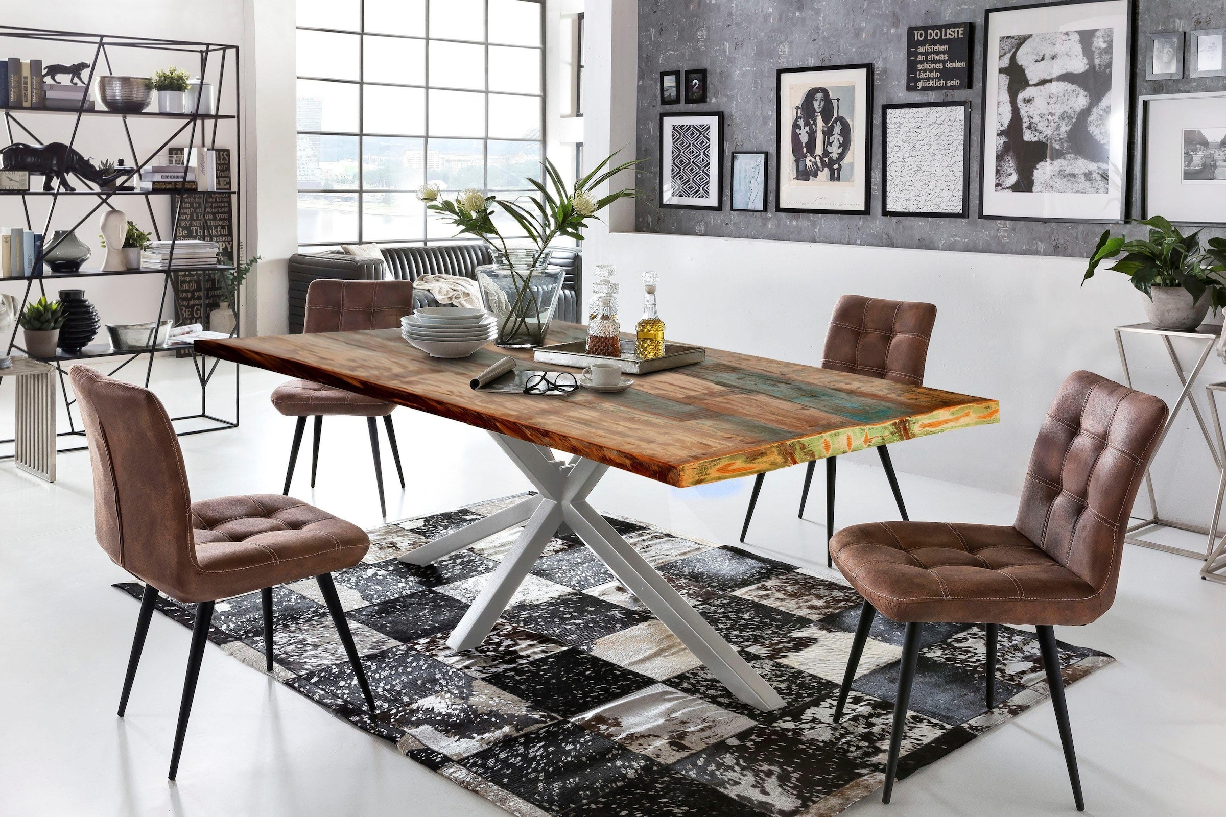 SIT Esstisch "Riga Altholz Massivholz mit Stern-Gestell & Unikat-Charakter" Massives Altholz mit markantem Stern-Gestell