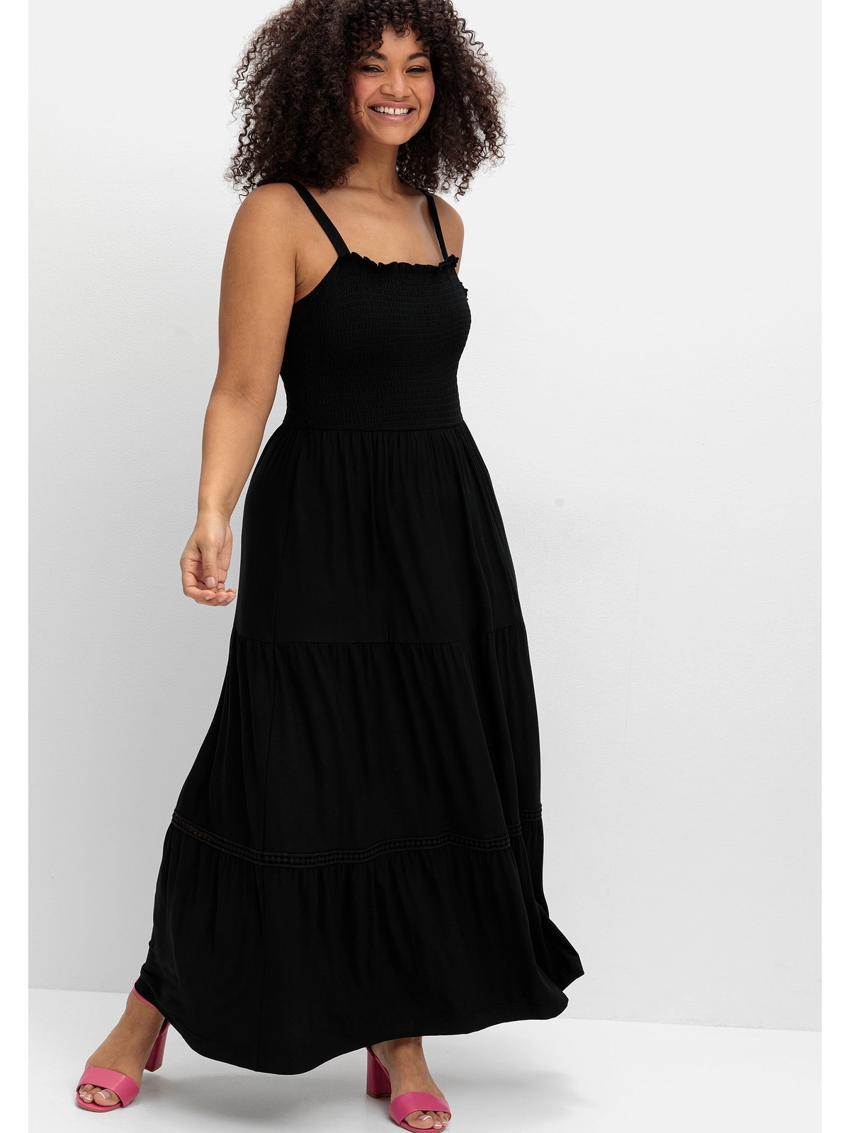 Sheego Sommerkleid »Große Größen«, mit Smok-Oberteil und Volantrock