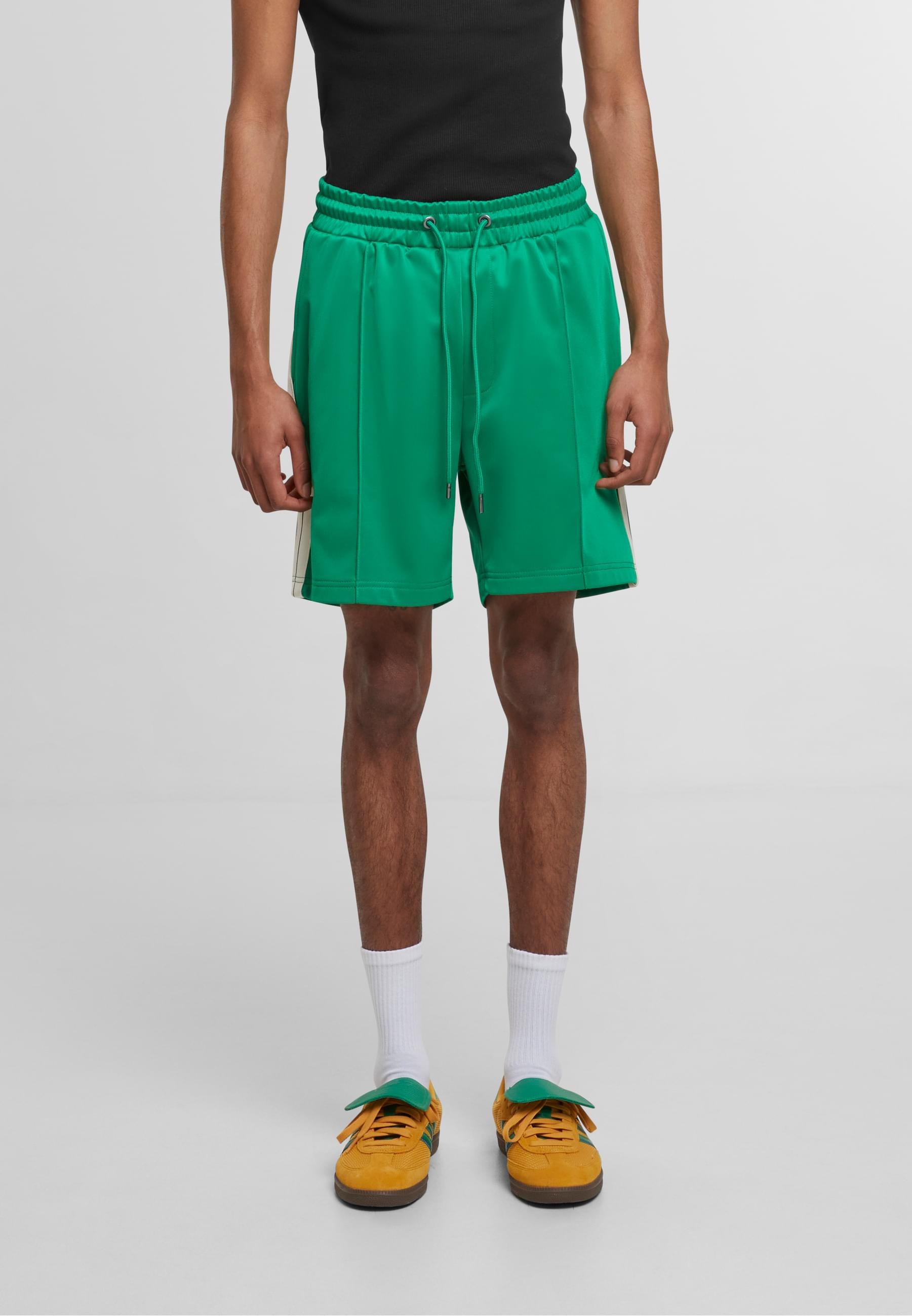 URBAN CLASSICS Shorts »Urban Classics Tennis Core Shorts«, (1 tlg.)