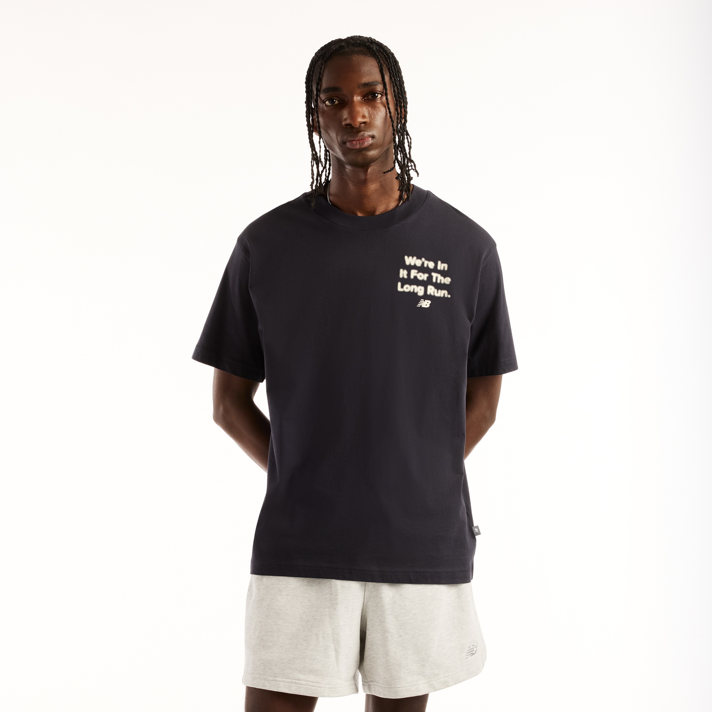 New Balance T-Shirt "FOGGY DAZE 1906 T-SHIRT" für sportliche Aktivitäten konzipiert, aus Baumwolle