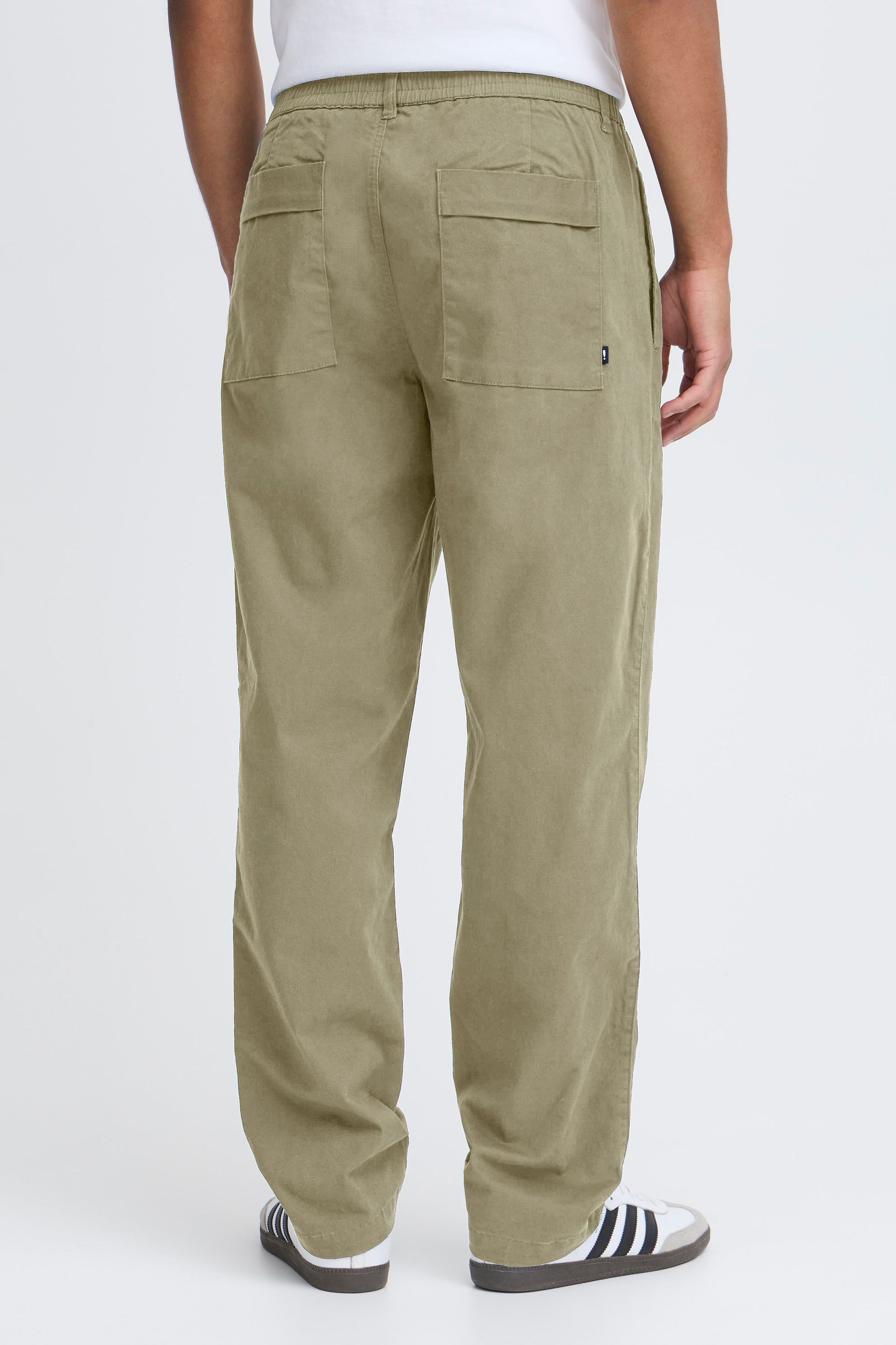 !Solid Chinohose »Chinohose SDLIAM PLEAT ELAST.«
