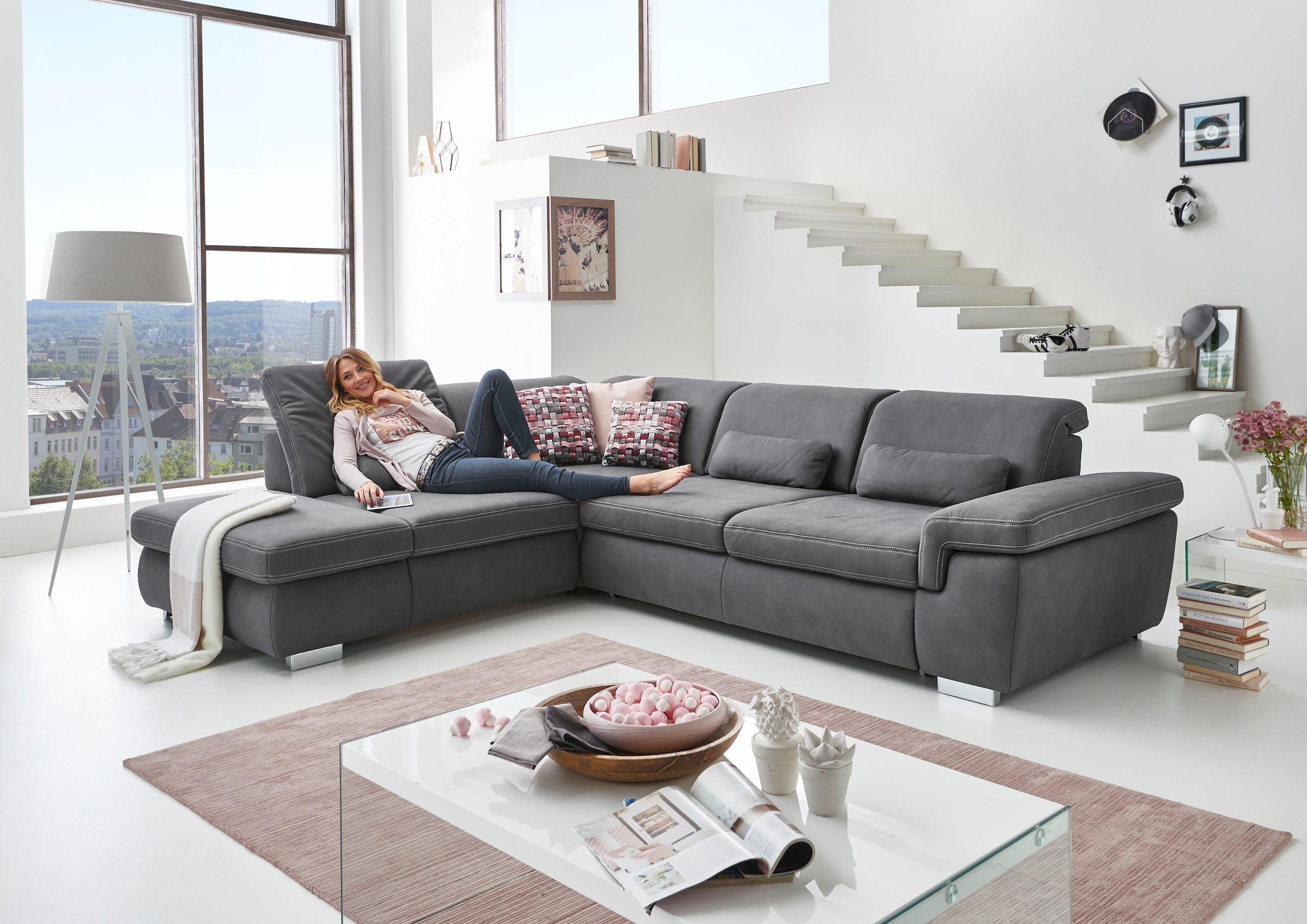 Die PlanBar Ecksofa "MP-IN17041 L-Form, Breite 320 cm" Sitztiefenverstellung, optional Kopfteilverstellung & Schlaffunktion