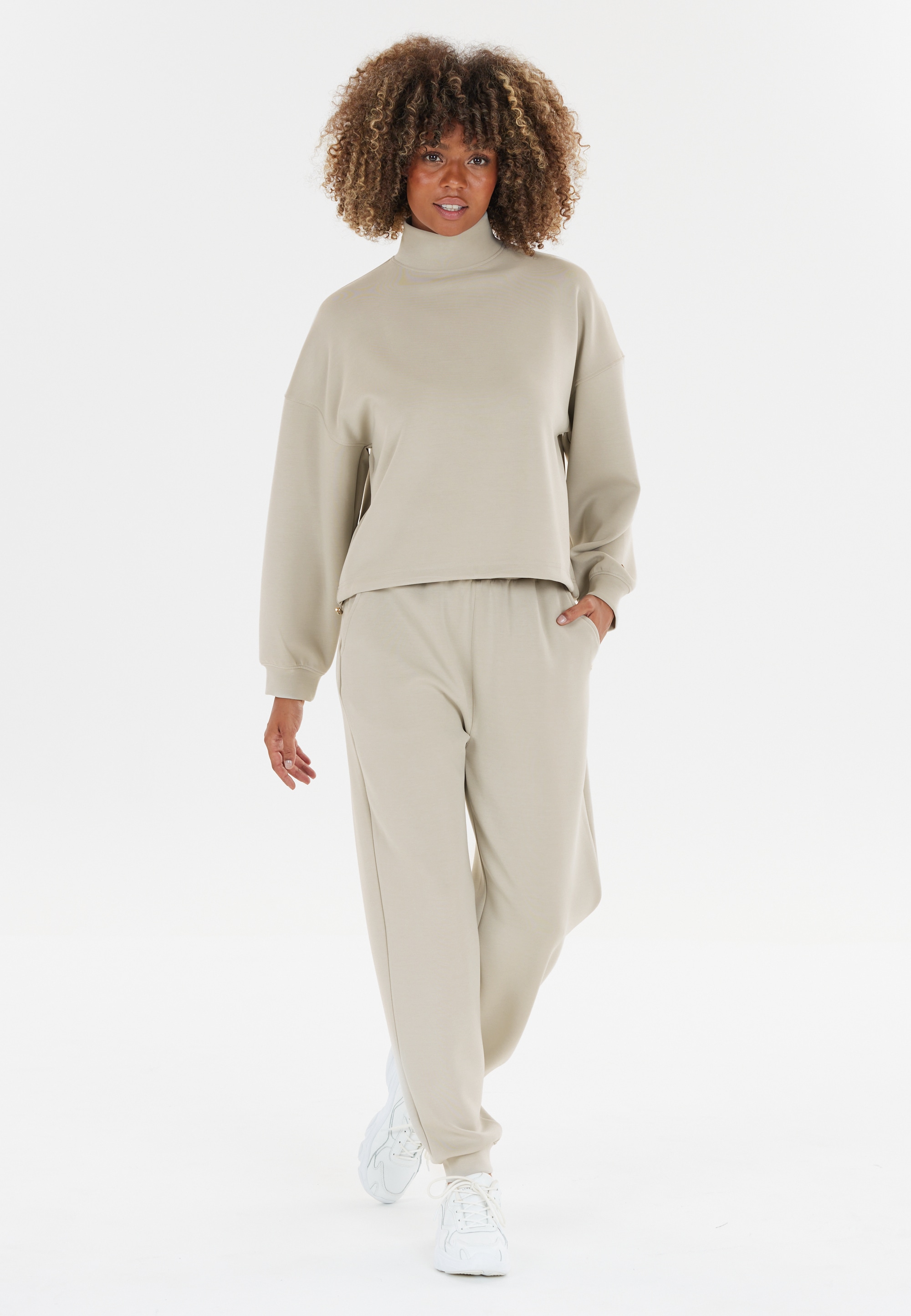 ATHLECIA Sweathose »Paris«, aus angenehm weichem und dehnbarem Materialmix