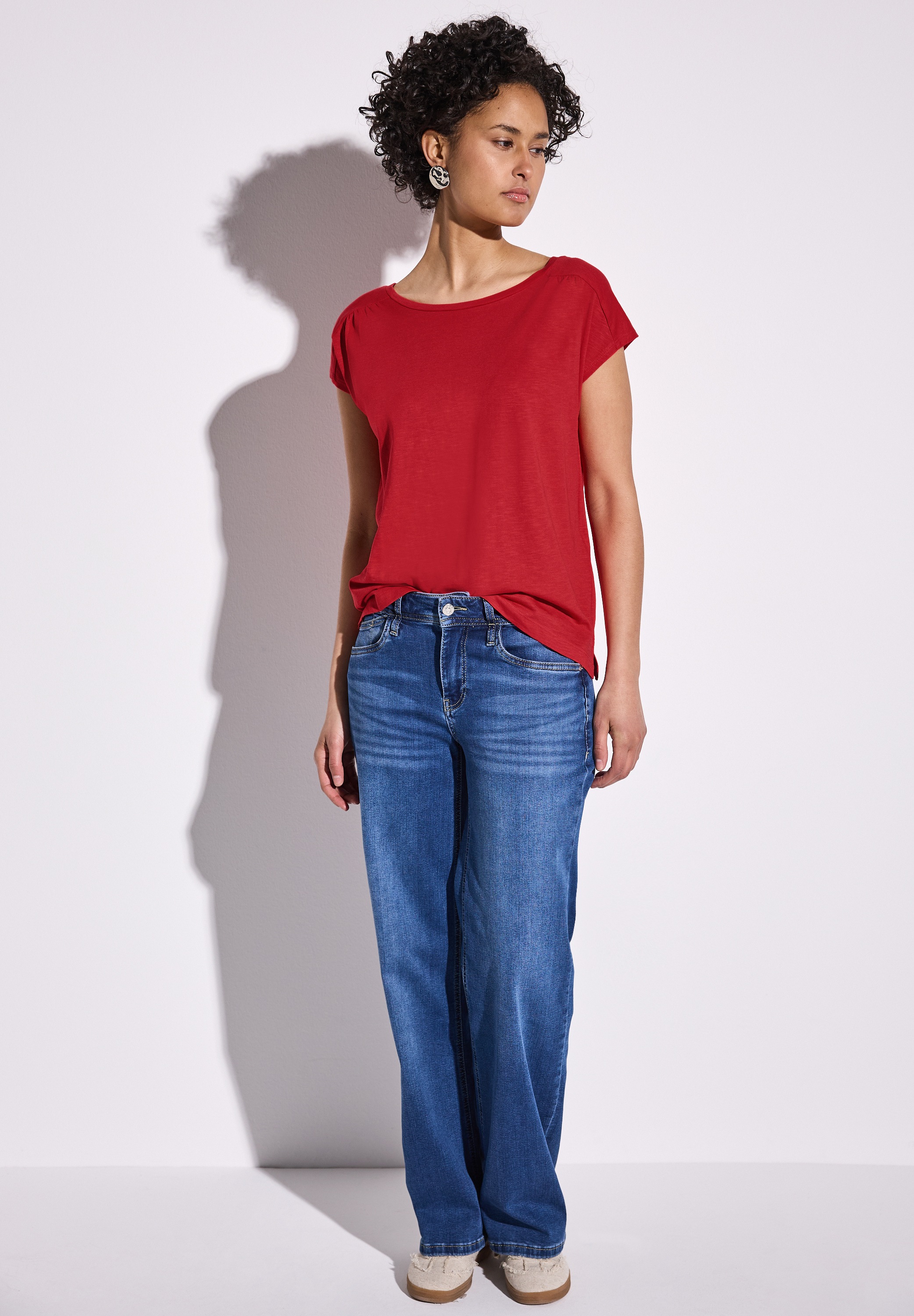STREET ONE T-Shirt, mit Seitlichen Einschlitzen am Saum
