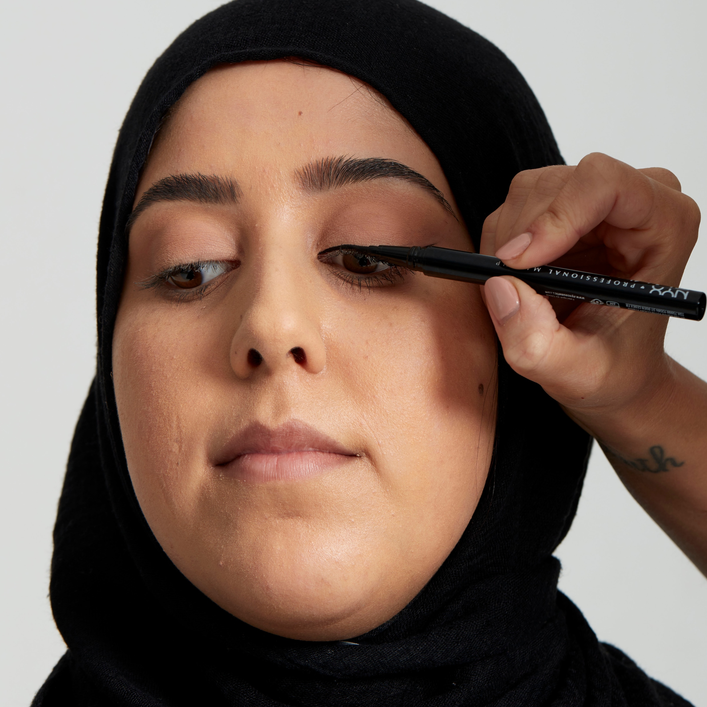 NYX Eyeliner »Professional Makeup Epic Ink Liner«, mit auffälliger Pigmentierung