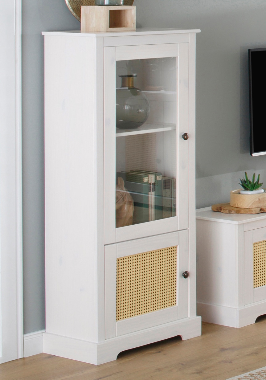OTTO home Vitrine "Linda" aus massivem Kiefernholz, mit schönen Metallgriffen