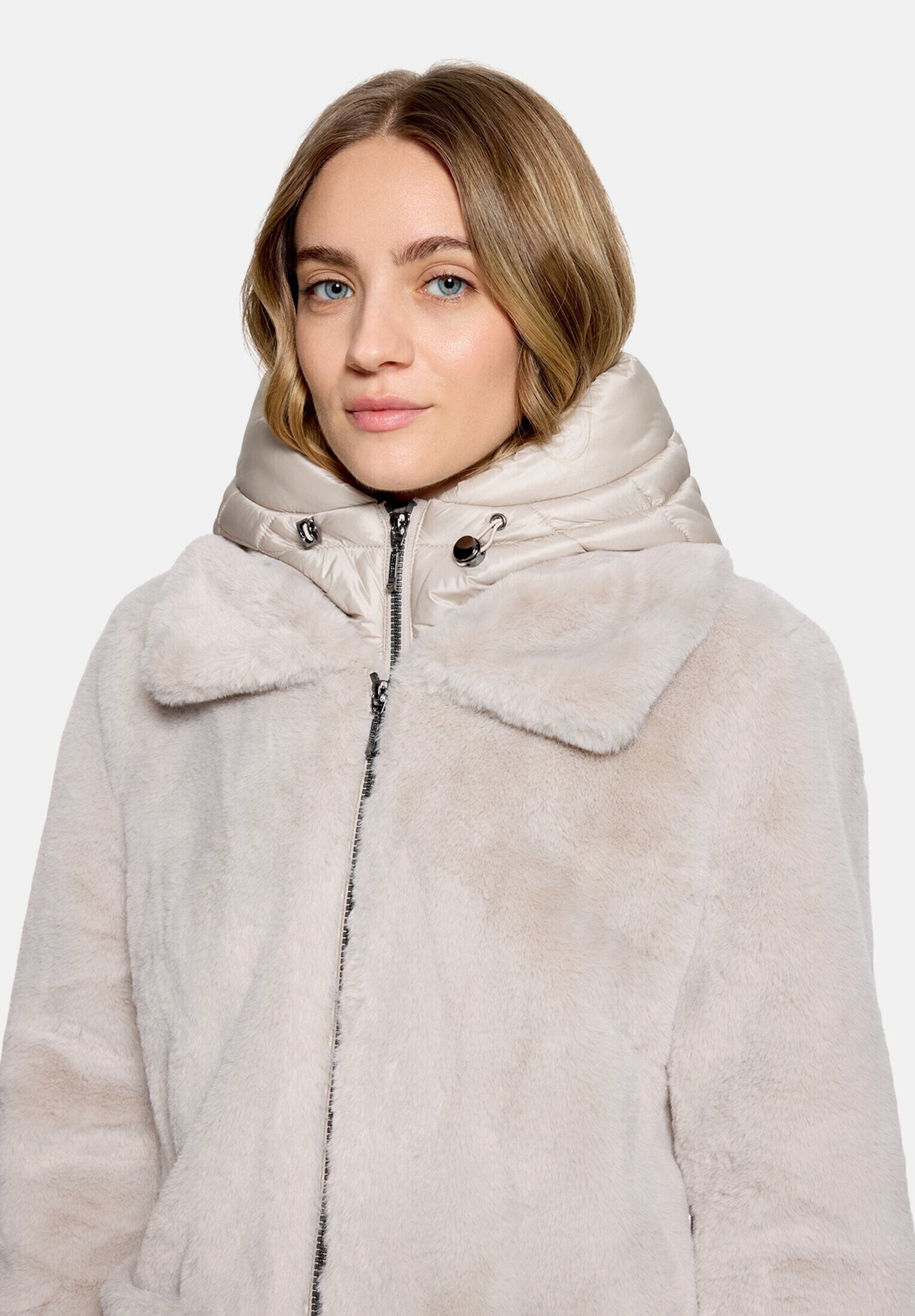 Amber & June Plüschjacke »Damen mit abnehmbarem Westenteil« mit Kapuze