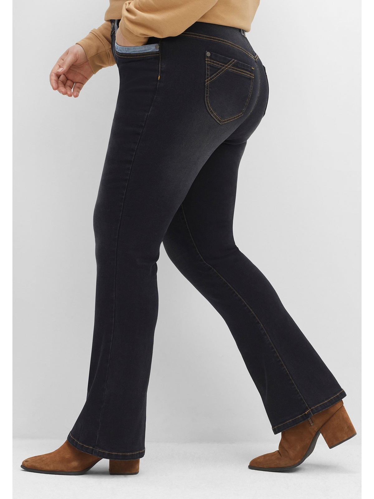 Sheego Bootcut-Jeans »Große Größen«, mit Kontrastdetails für bestellen |  BAUR