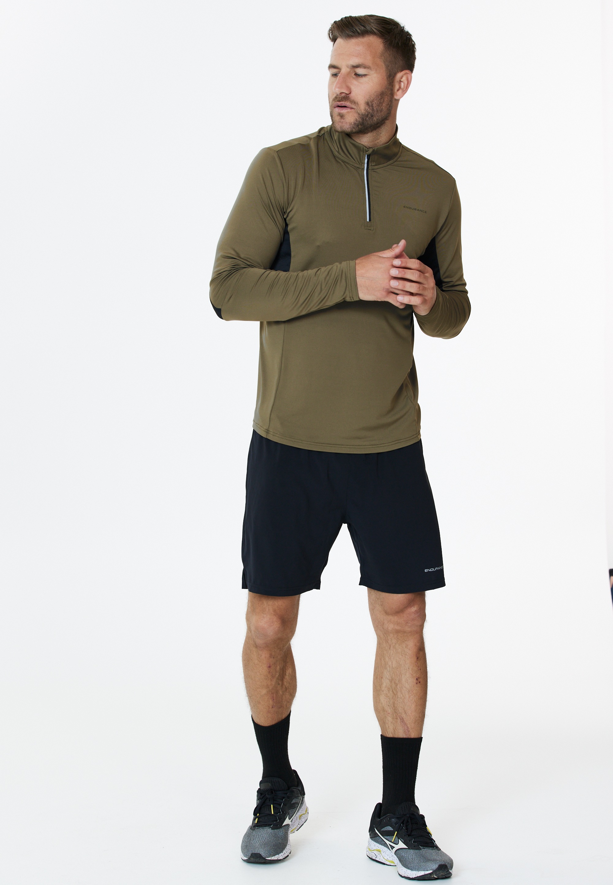 ENDURANCE Langarmshirt »LANBARK«, (1 tlg.), mit hochwertiger Sportausstattung