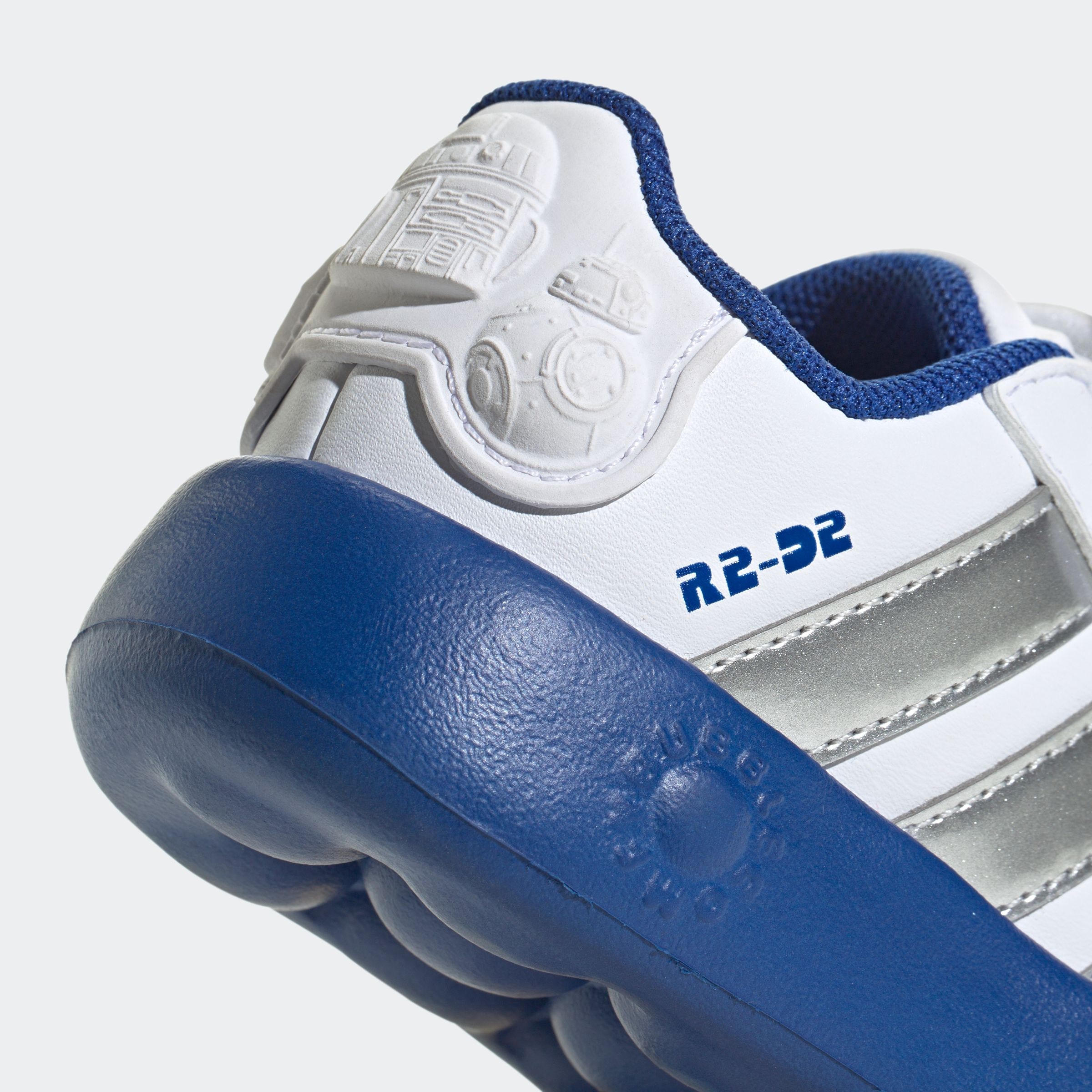 adidas Sportswear Klettschuh »ADIDAS STAR WARS KIDS GRAND COURT 2.0 SCHUH«, Design auf den Spuren des adidas Superstar, für Kinder