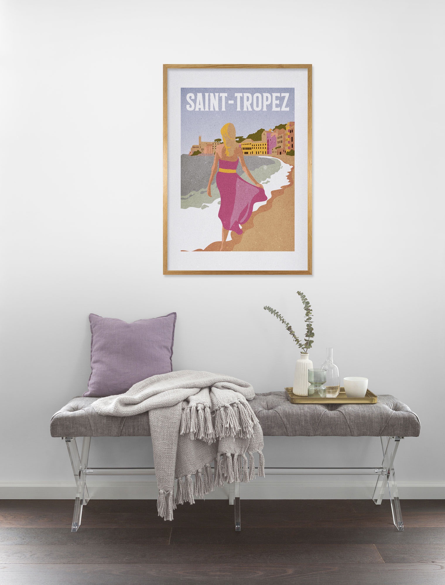 Komar Wandbild »Vintage Travel Saint-Tropez«, (1 St.), Deutsches Premium-Poster Fotopapier mit seidenmatter Oberfläche und hoher Lichtbeständigkeit. Für fotorealistische Drucke mit gestochen scharfen Details und hervorragender Farbbrillanz.