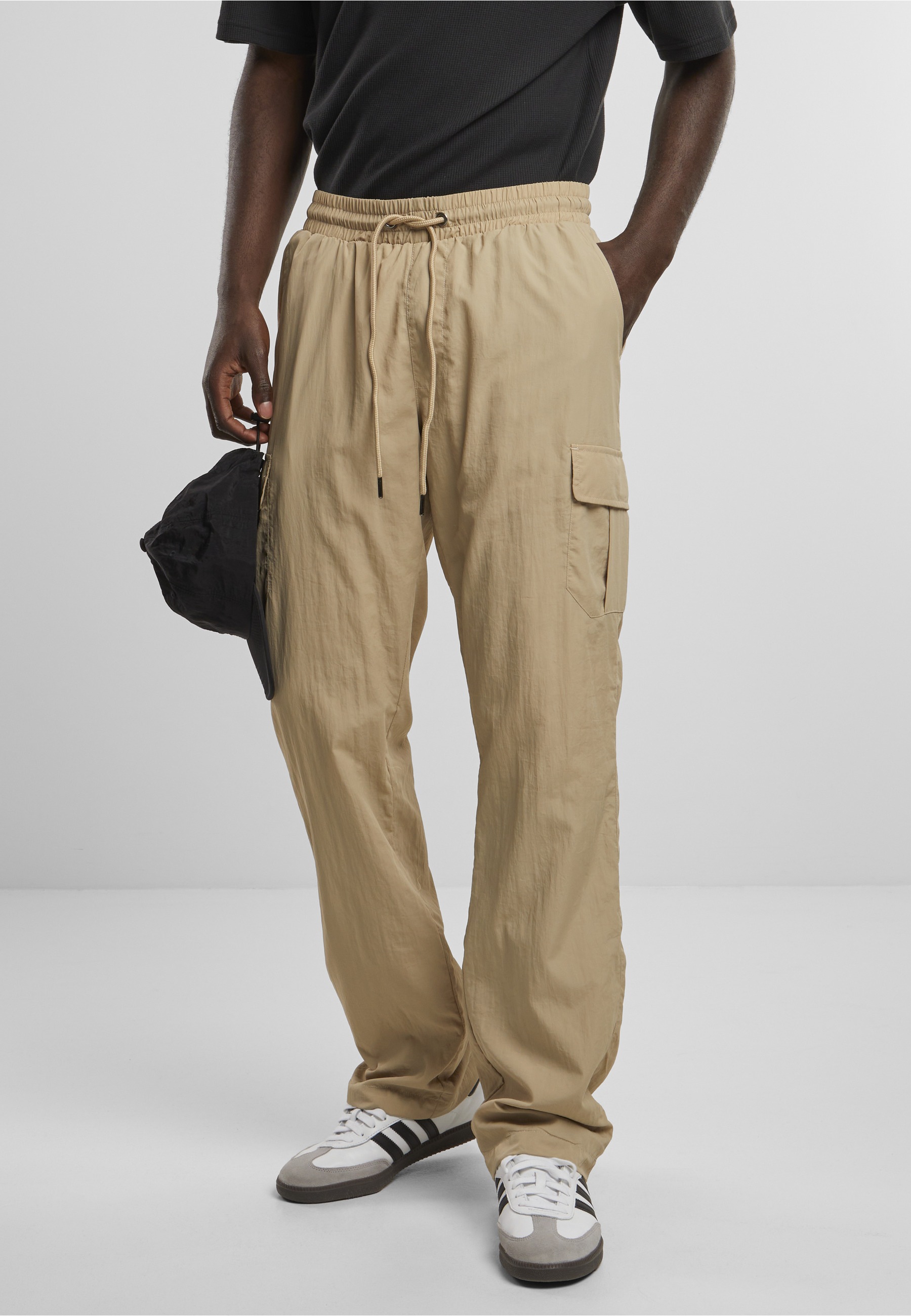 URBAN CLASSICS Cargohose »Urban Classics Herren Straight Leg Nylon Cargo Pants«