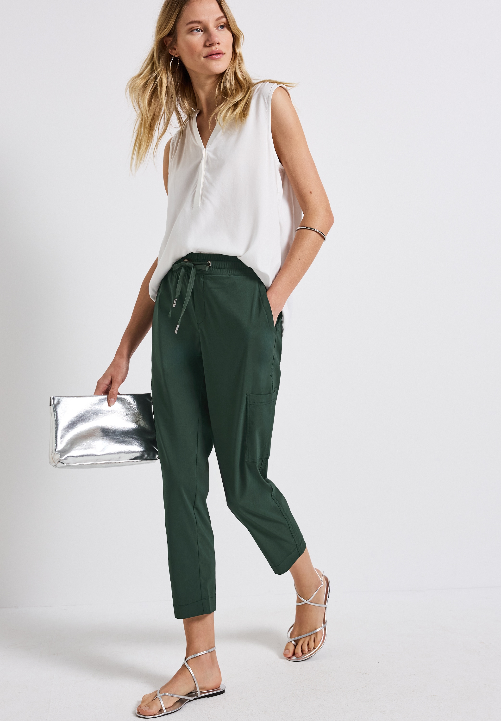 STREET ONE Stoffhose »Style Bonny«, Sommerhose mit elastischem Bund mit Tunnelzug