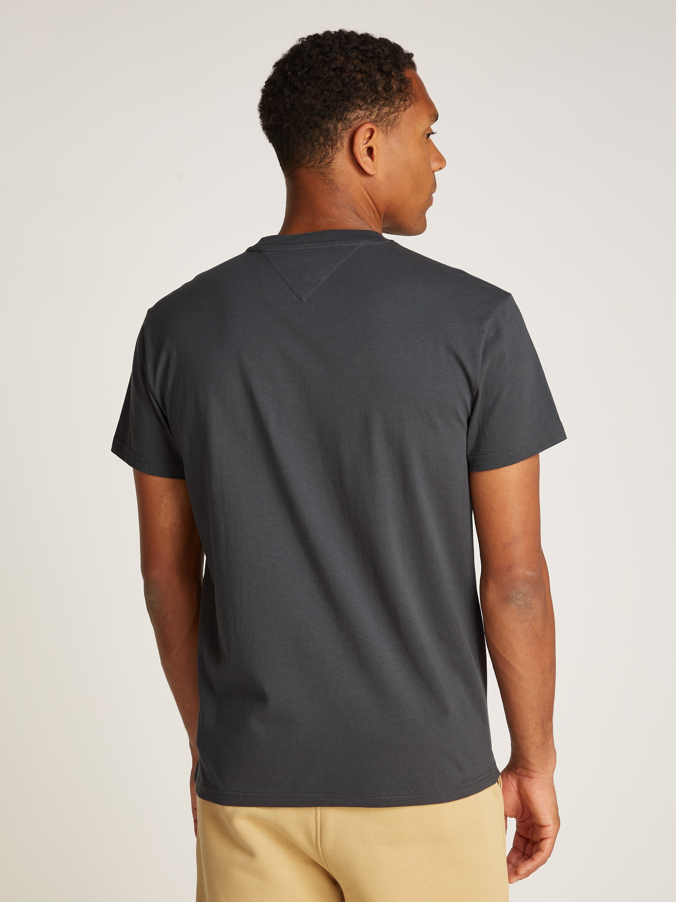 Tommy Jeans Plus Rundhalsshirt »TJM REG LINEAR LOGO TEE EXT«, in Große Größen, Logodruck und Stickerei