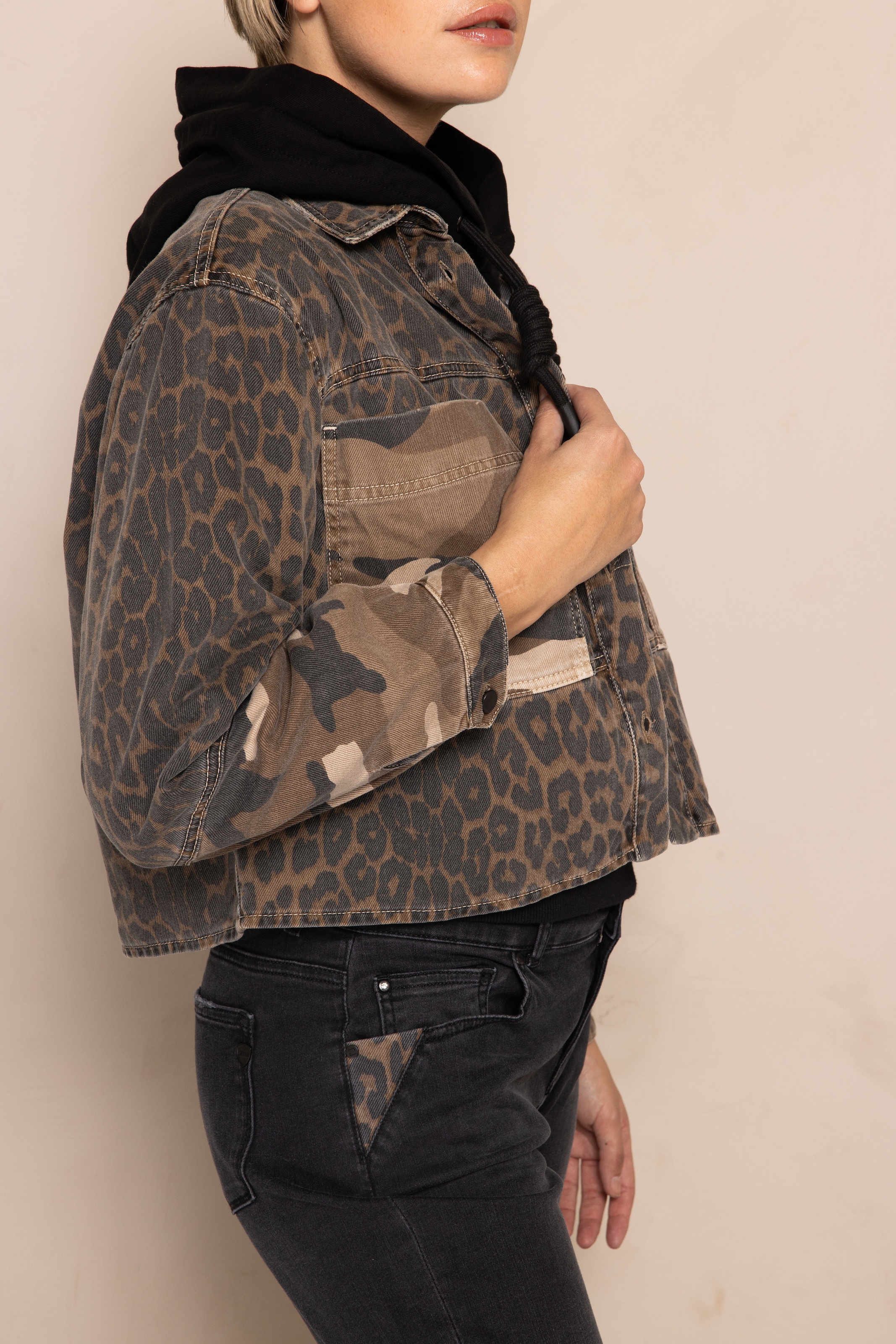 Zhrill Blouson »ZHLOUIE« ohne Kapuze mit Animal-Print