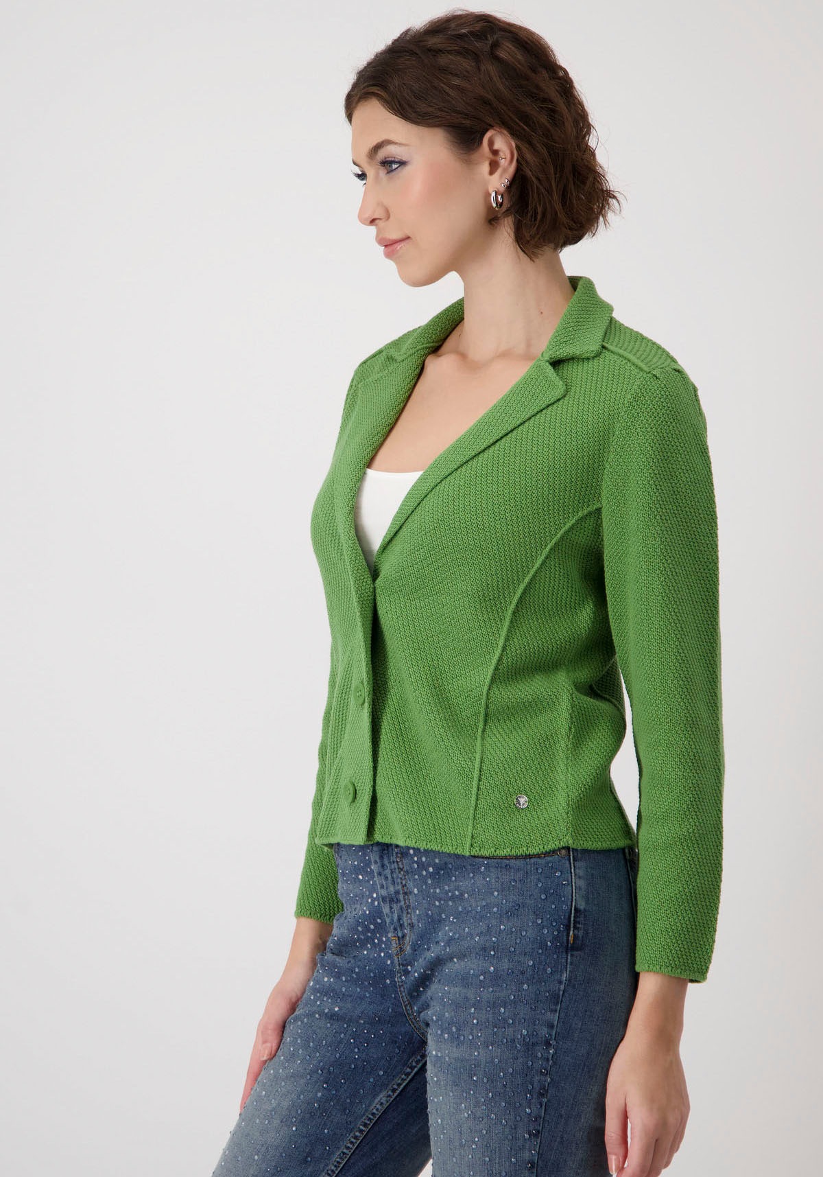 Monari Strickjacke "Jacke Basic Strickblazer", Leicht tailliert mit Ziernäh günstig online kaufen