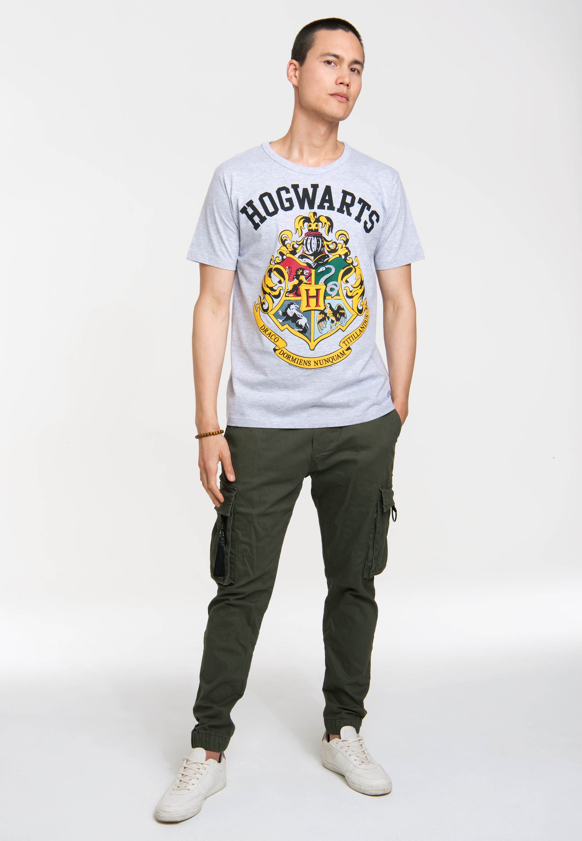 LOGOSHIRT T-Shirt »Hogwarts-Logo«, mit hochwertigem Siebdruck