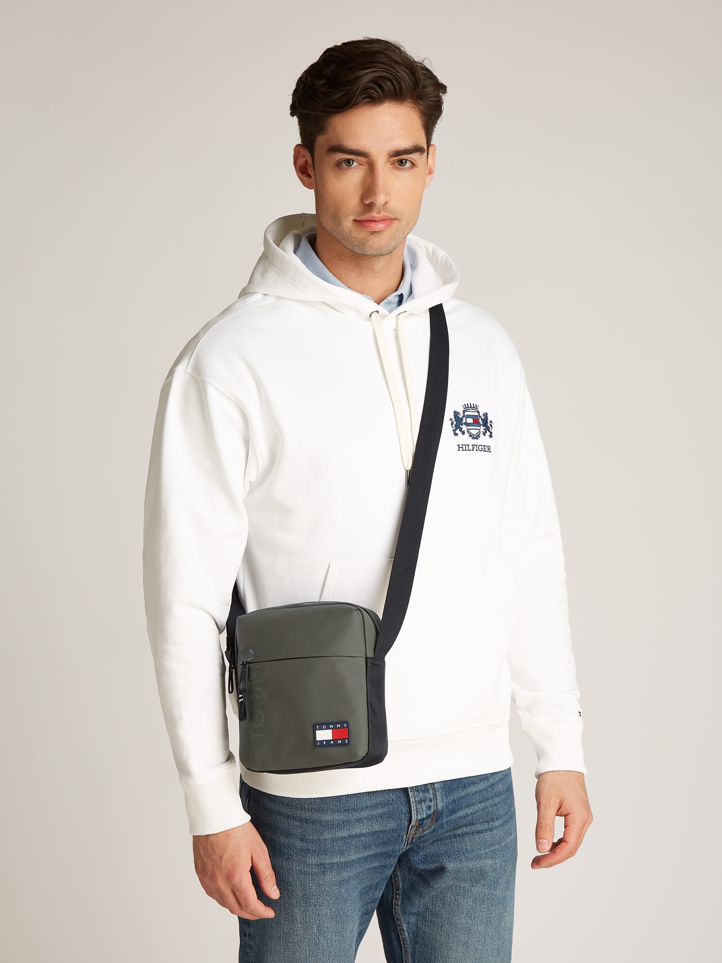 Tommy Jeans Umhängetasche »TJM DAILY + REPORTER«, Men Schultertasche, Mini Bag mit verstellbarem Schulterriemen