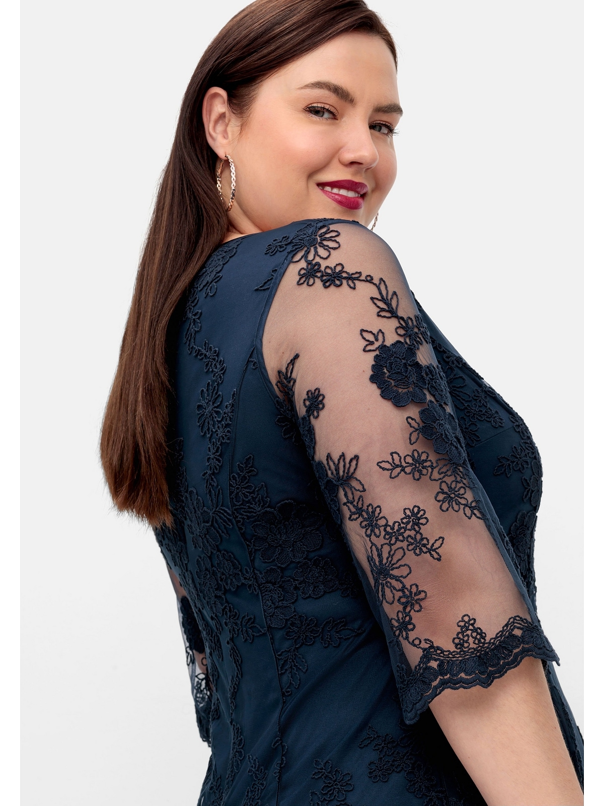Sheego Abendkleid »Große Größen«, aus Stickerei floraler kaufen online BAUR | mit Mesh