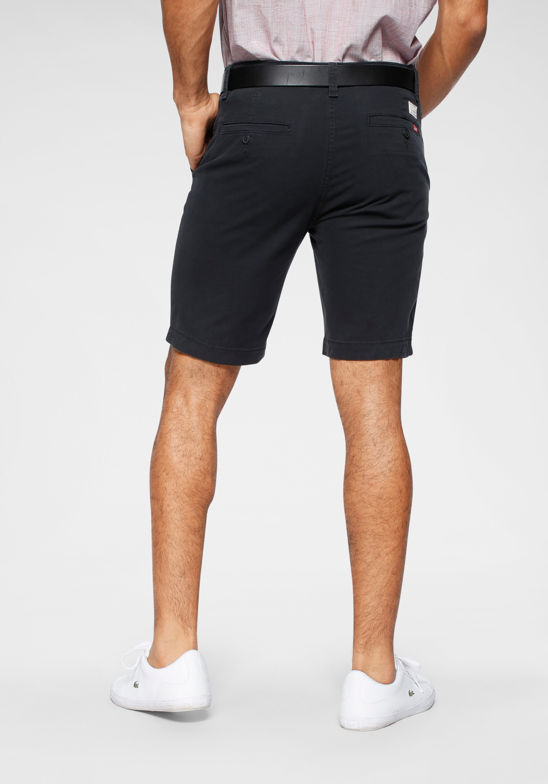 Levis Chinoshorts "XX CHINO SHORT II", Sommerhose mit Logobadge günstig online kaufen