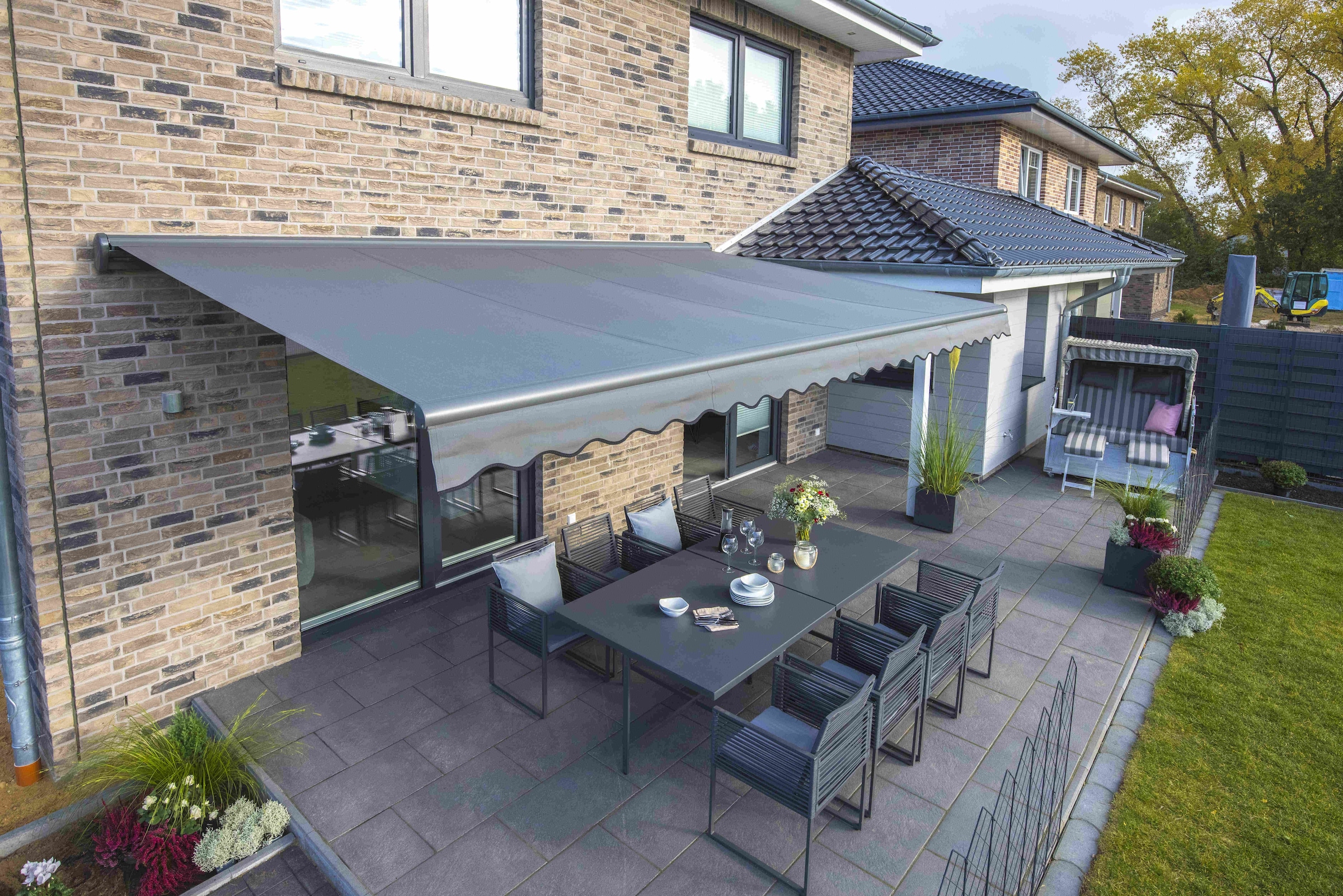 KONIFERA Halbkassettenmarkise »SUN LED« mit Funkmotor und LED-Stripes, verschiedene Größen und Farben