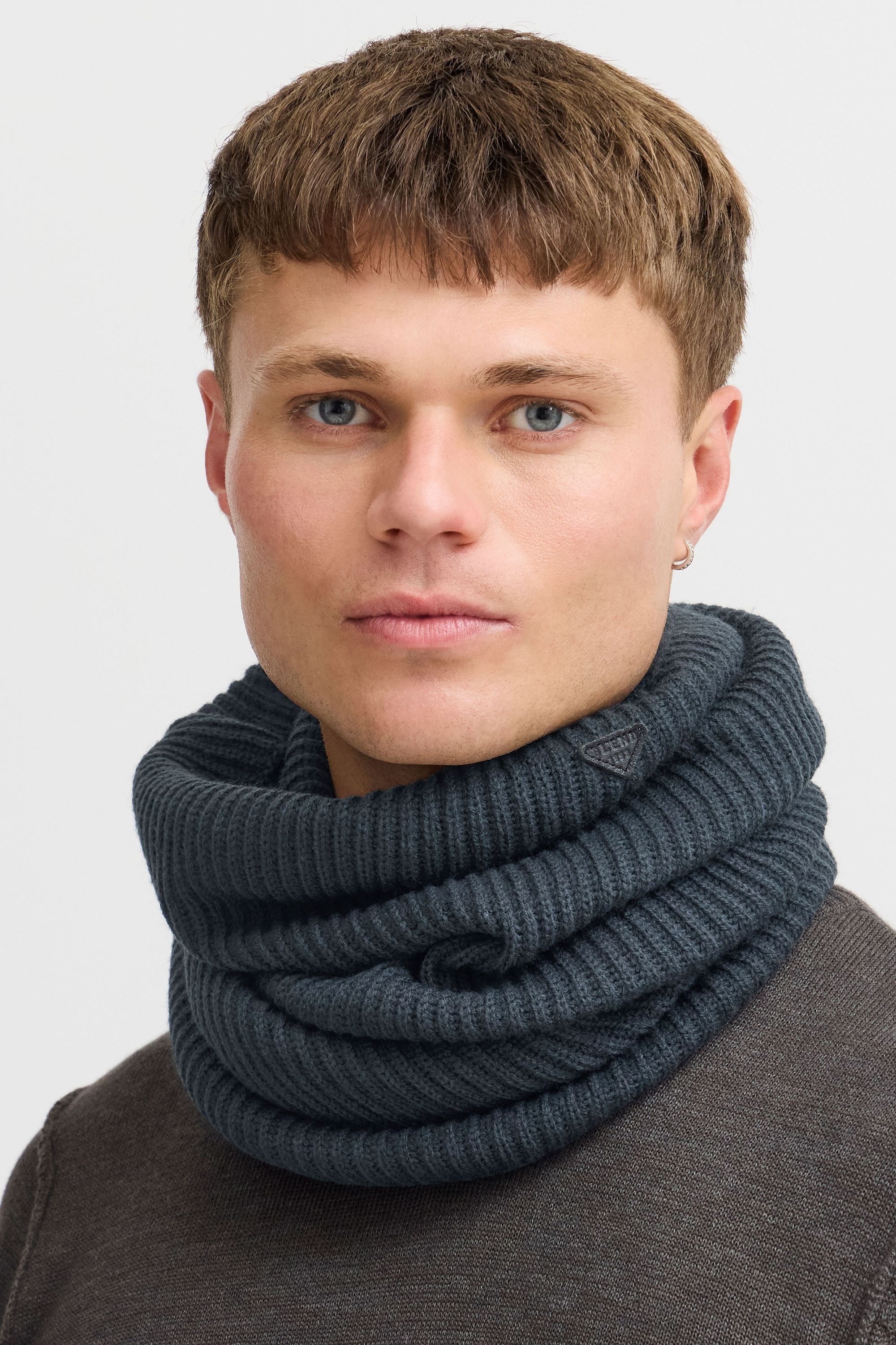 Blend Loop "BHChivi" Schal aus Grobstrick günstig online kaufen