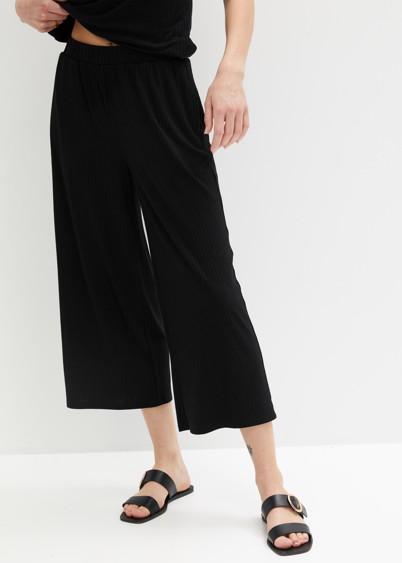 bonprix "Jersey-Hose aus Rippe mit Bequembund" aus Viskose, Polyester und Elasthan, lockere Passform, lässiger Stil