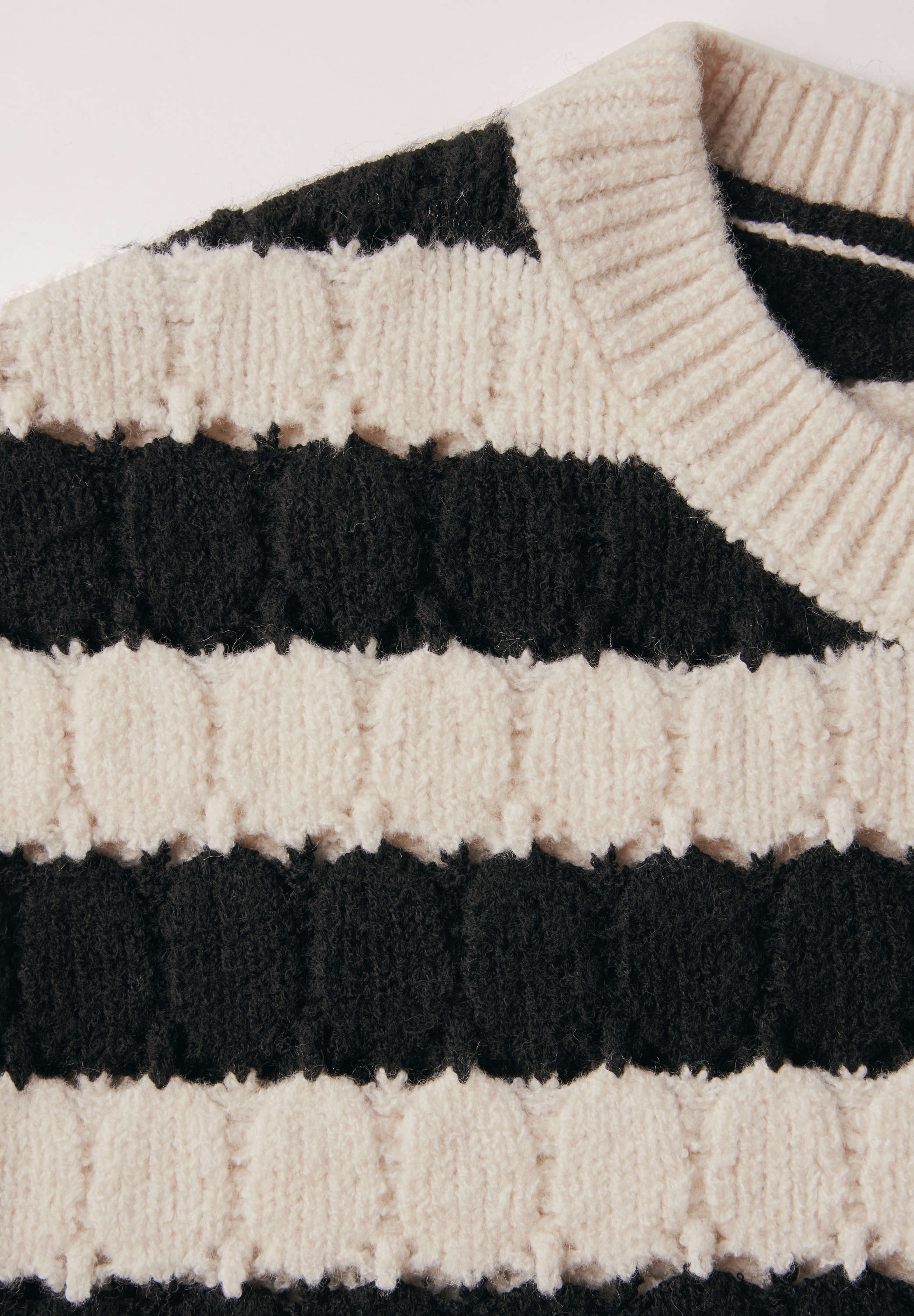 STREET ONE STUDIO Strickpullover, mit Rundhalsausschnitt