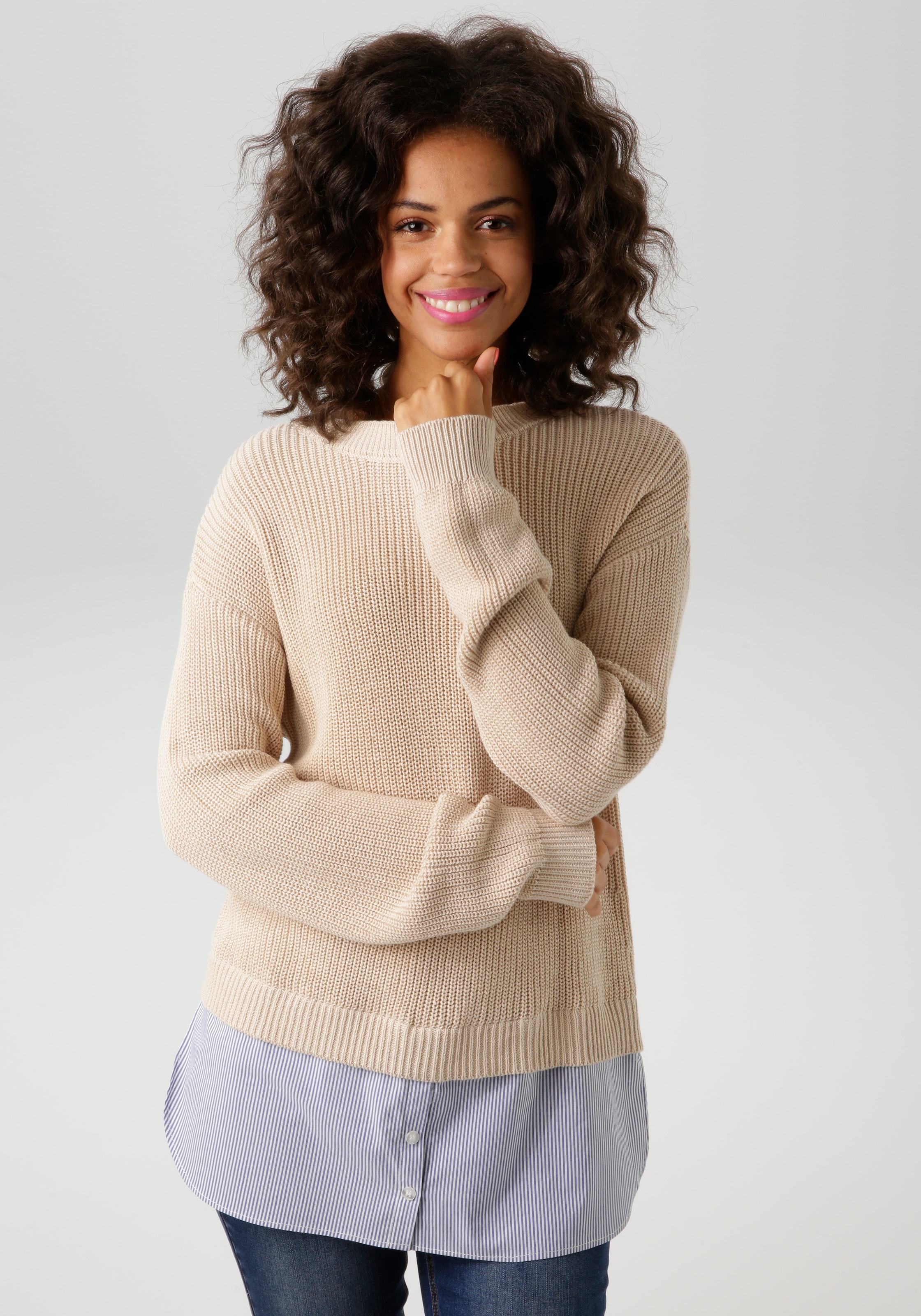 Aniston CASUAL Strickpullover, mit gestreiftem Bluseneinsatz am Saum günstig online kaufen