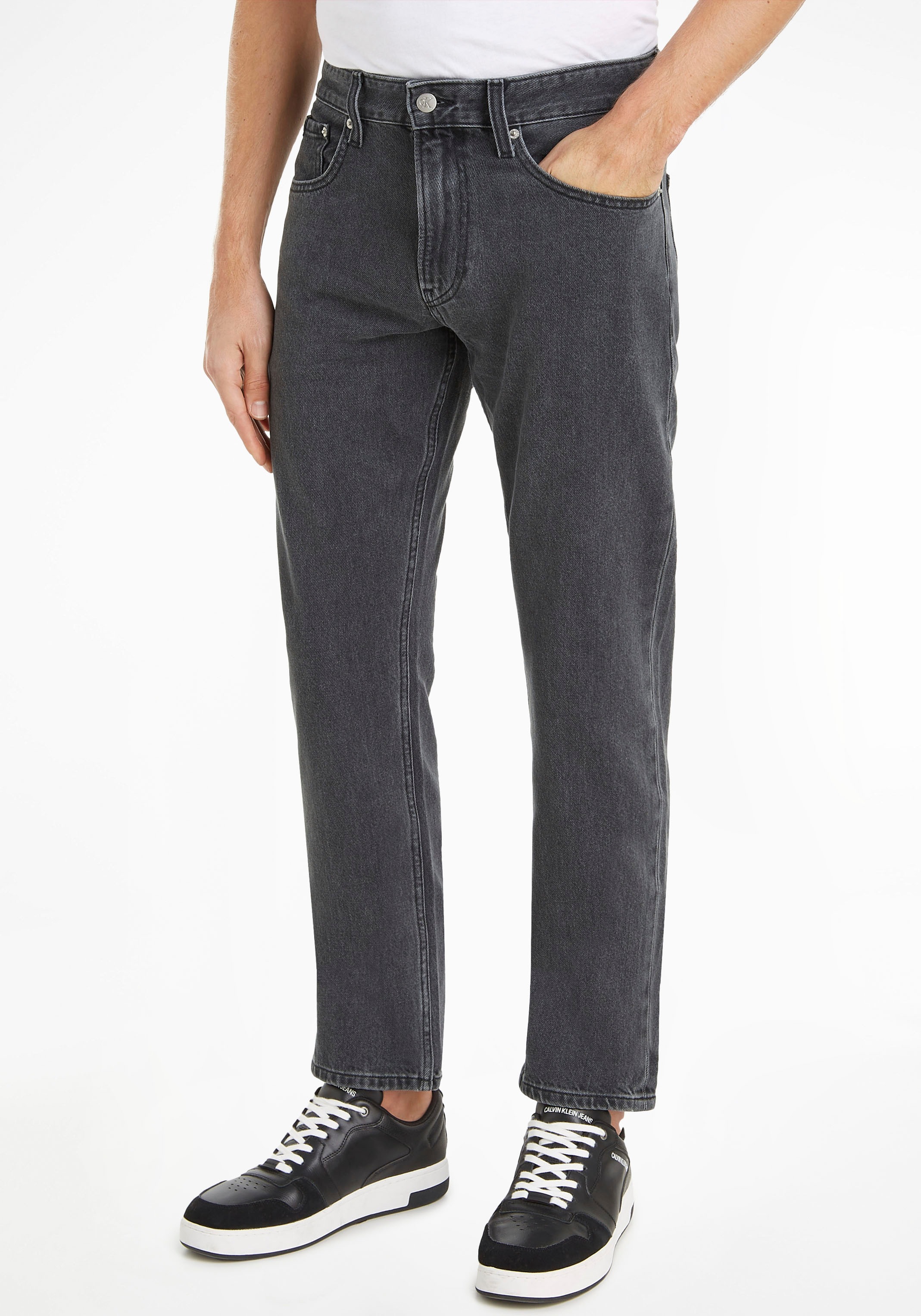 Calvin Klein Jeans Straight-Jeans »AUTHENTIC STRAIGHT«, mit Logo-Badge
