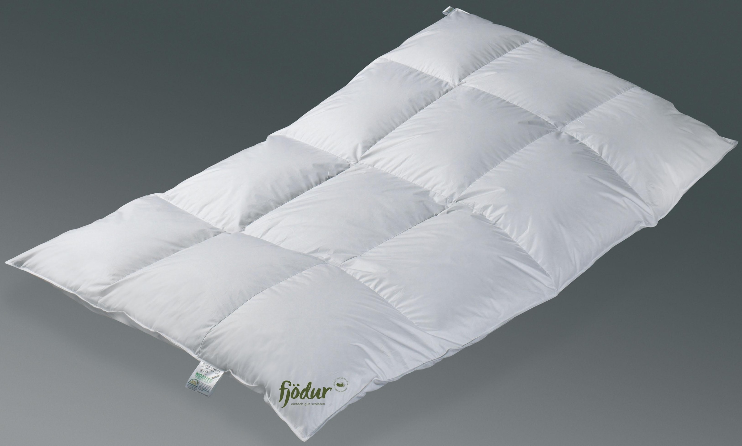 fjödur "Fabiennes Supreme, Bettdecken für Sommer oder Winter, Decke" polarwarm Füllung 70Federn30Daunen 1 Stk. tlg. Bettdecke 135x200 cm, allergiker geeignet (für Hausstauballergiker)