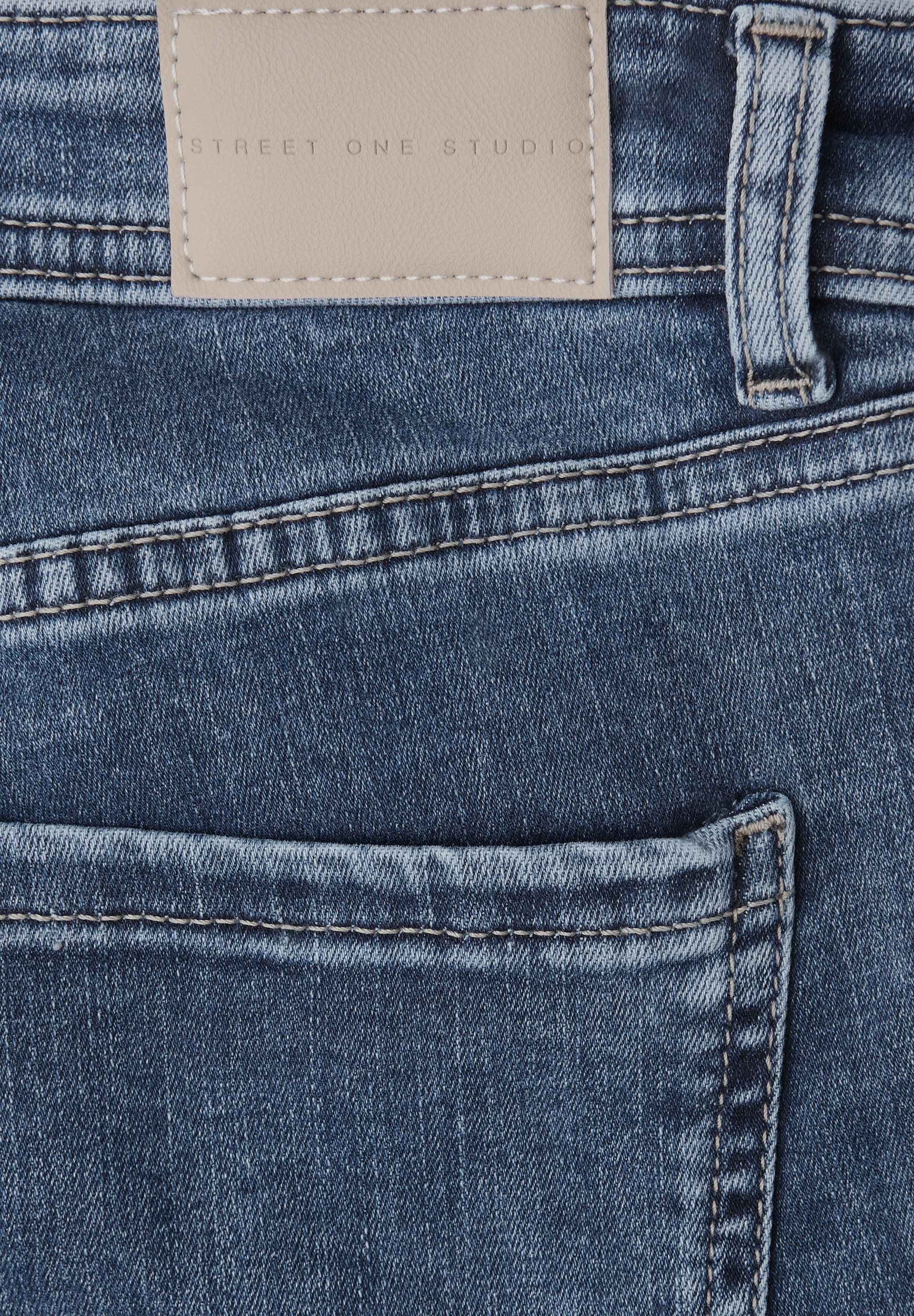 STREET ONE STUDIO Comfort-fit-Jeans mit destroyed Details