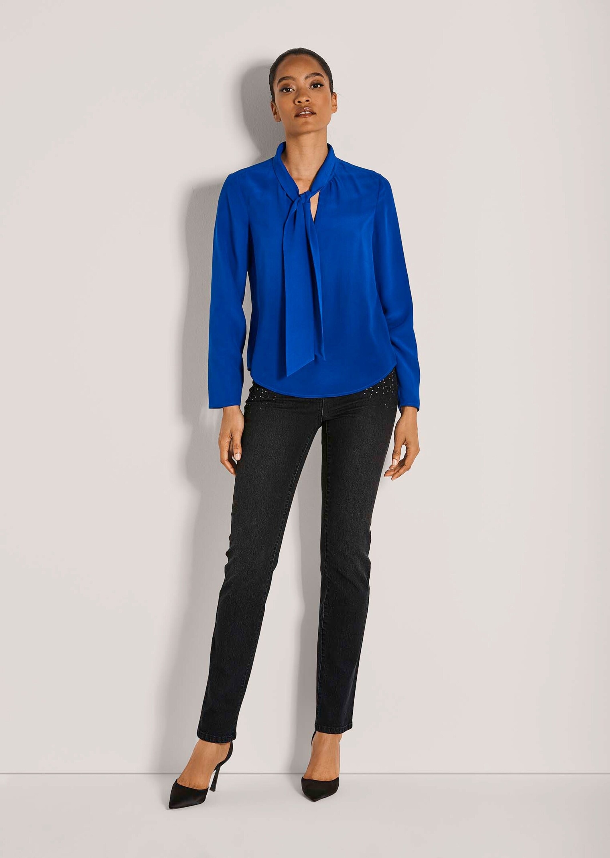 MADELEINE Langarmbluse "Seidenbluse Elegante Bluse mit V-Ausschnitt" günstig online kaufen