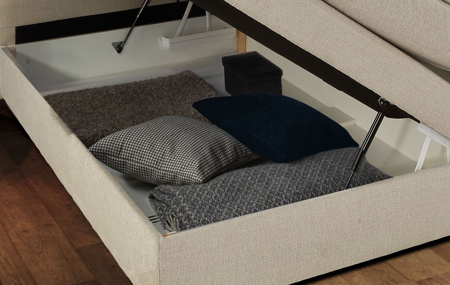 Jockenhöfer Gruppe Boxspringbett »Casa Grande in der Breite 240cm, Familienbett mit riesigem Bettkasten«, 7-Zonen-TTFK-Matratze, KS-Topper, verschiedene Härtegrade wählbar