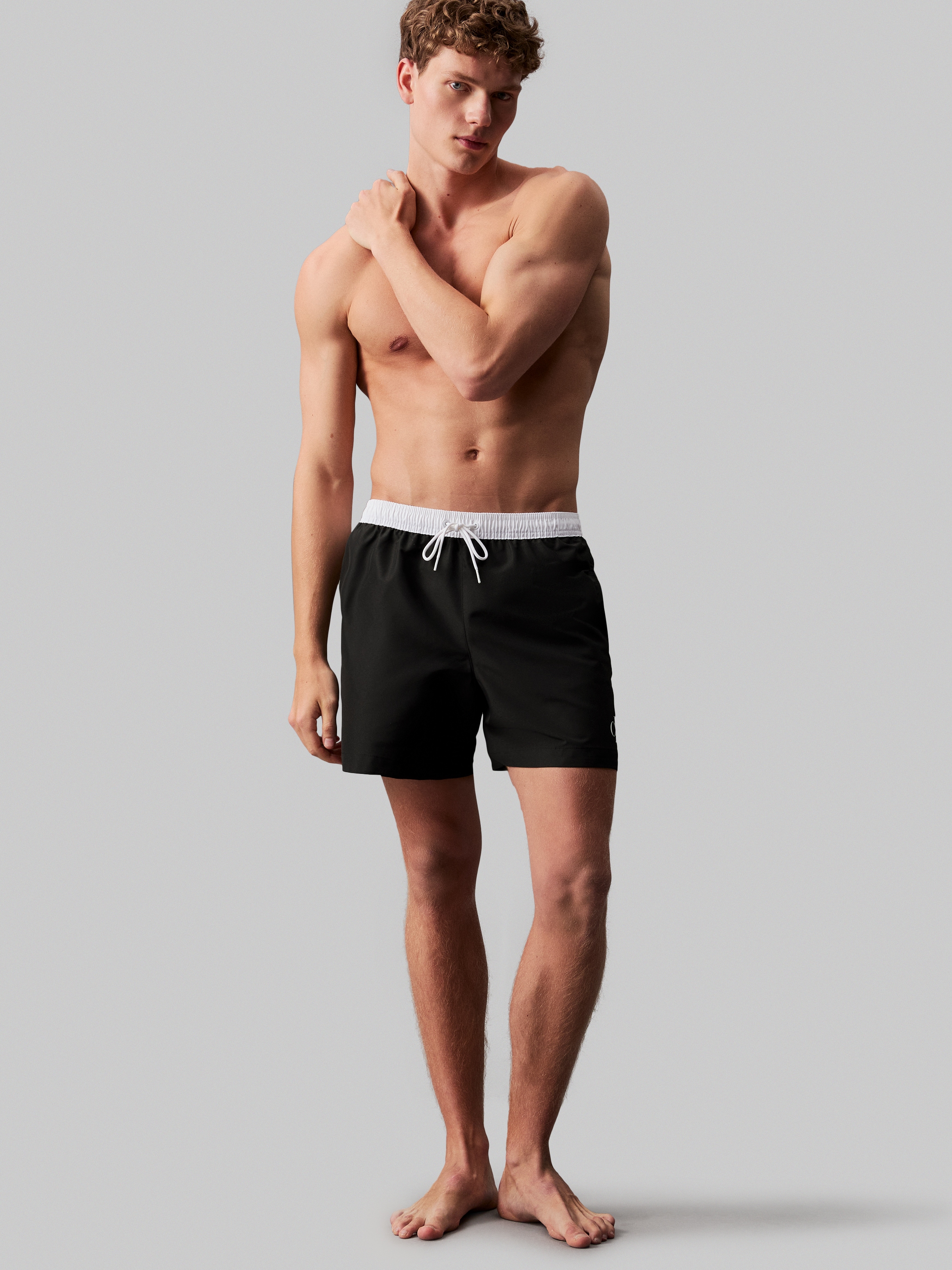 Calvin Klein Swimwear Badeshorts »MEDIUM DRAWSTRING«, mit Logodruck