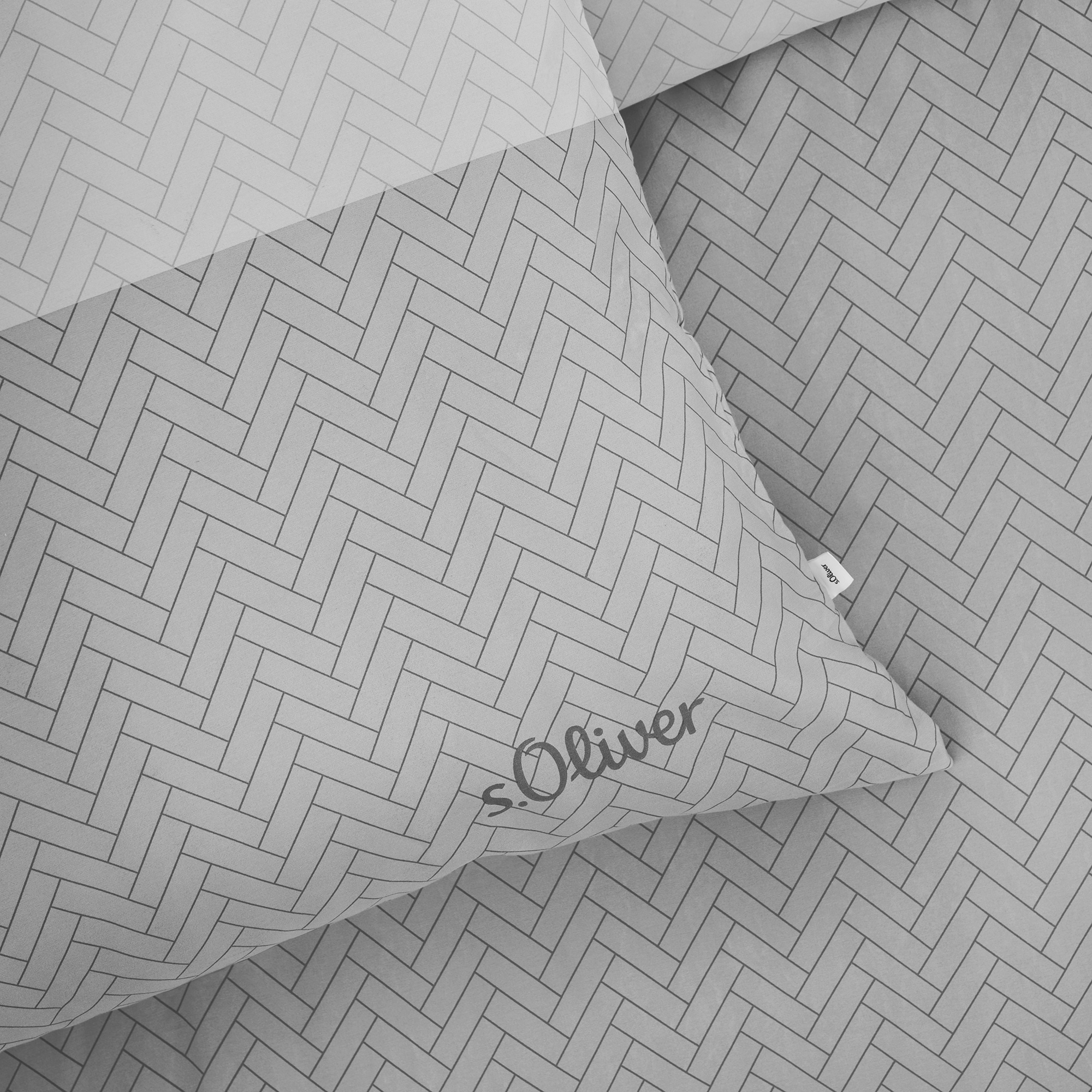 s.Oliver Bettwäsche »Satinbettwäsche s.Oliver«, im minimalistischen Wendedesign